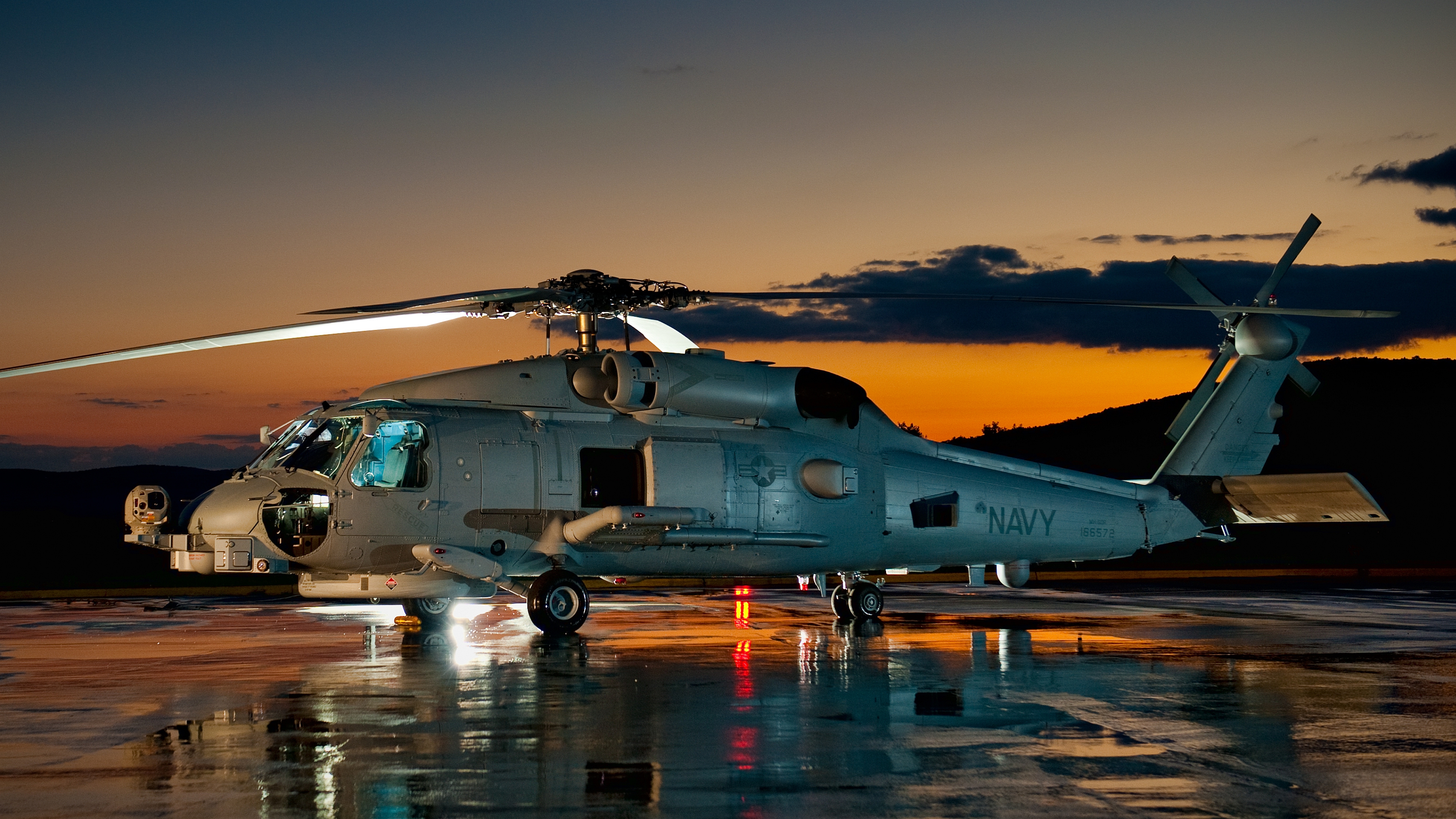 Téléchargez des papiers peints mobile Militaire, Sikorsky Sh 60 Seahawk gratuitement.