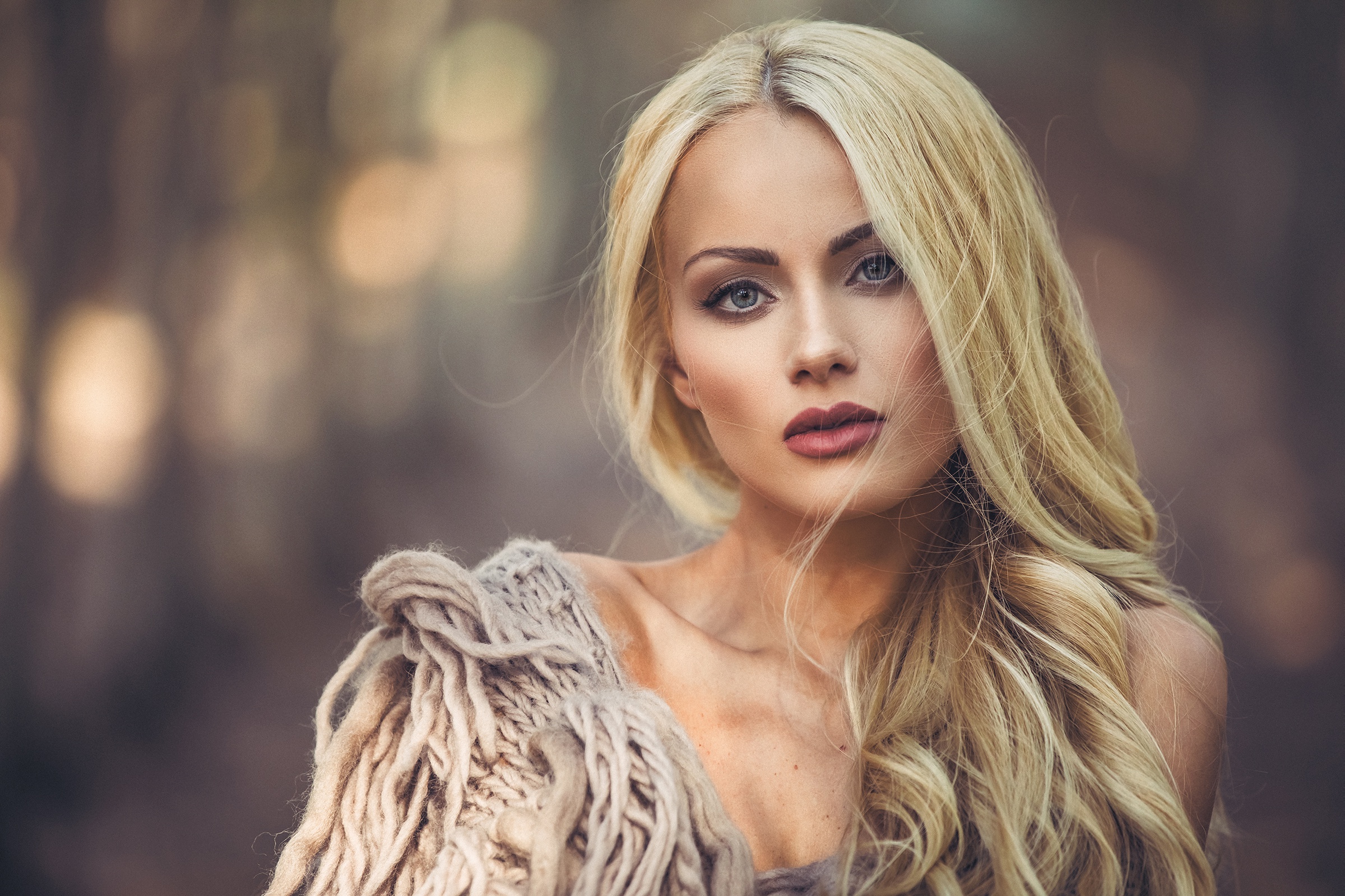 Download mobile wallpaper Blonde, Model, Women, Blue Eyes, Lipstick, Depth Of Field for free.