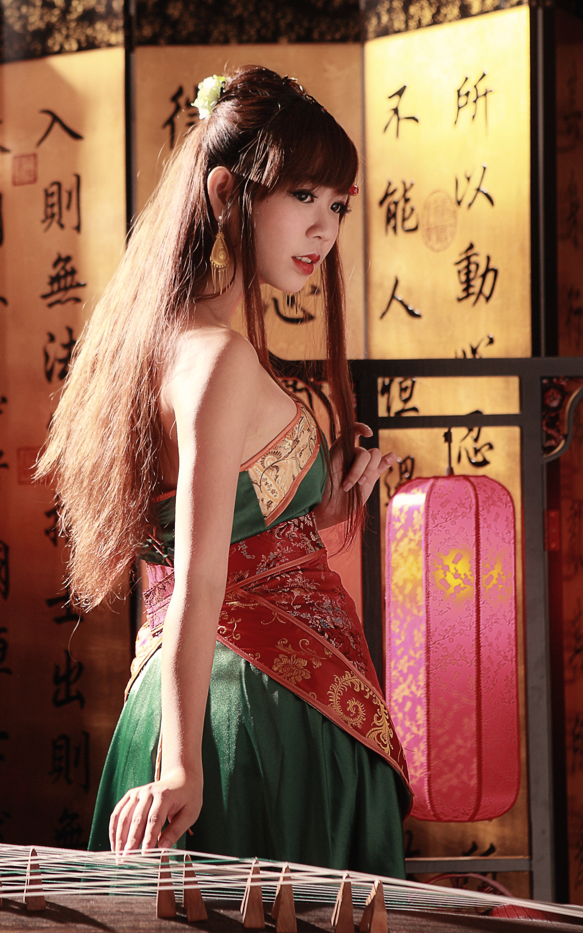 Téléchargez des papiers peints mobile Asiatique, Femmes, Taïwanais, Robe Nationale, Sa Lin gratuitement.
