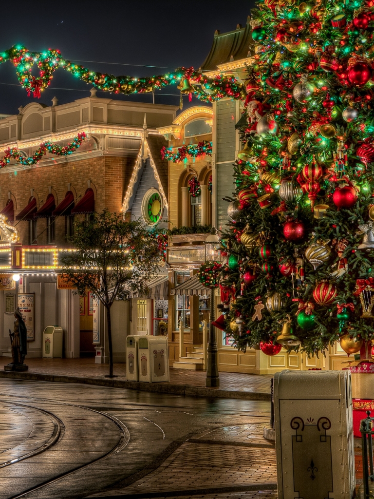 Téléchargez des papiers peints mobile Noël, Disneyland, Imeuble, Bâtiment, Décorations De Noël, Sapin De Noël, Rue, Construction Humaine, Lumières De Noël, Disney gratuitement.