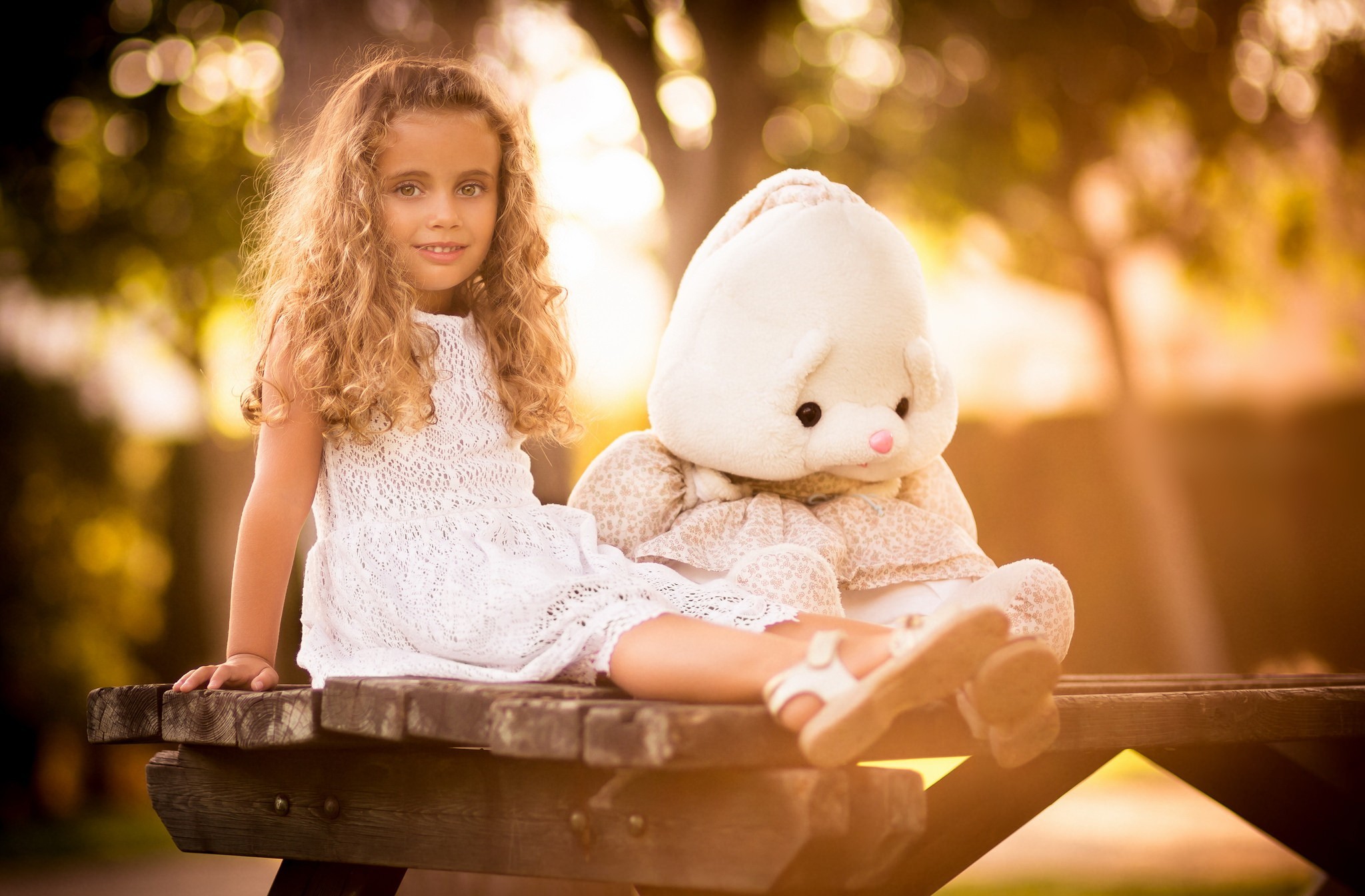 Téléchargez des papiers peints mobile Enfant, Lumière Du Soleil, Photographie, Petite Fille gratuitement.