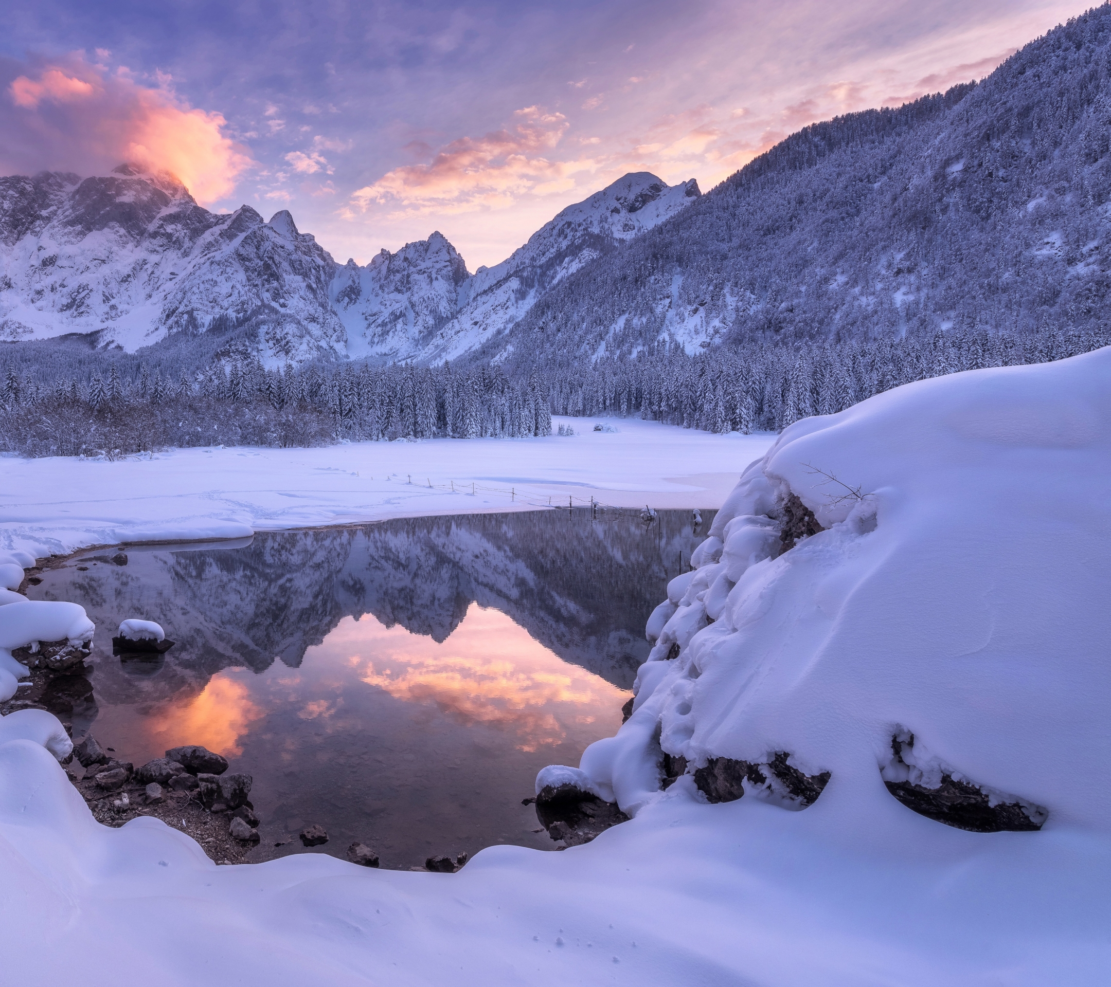 Descarga gratis la imagen Invierno, Naturaleza, Nieve, Montaña, Lago, Reflexión, Tierra/naturaleza, Reflejo en el escritorio de tu PC