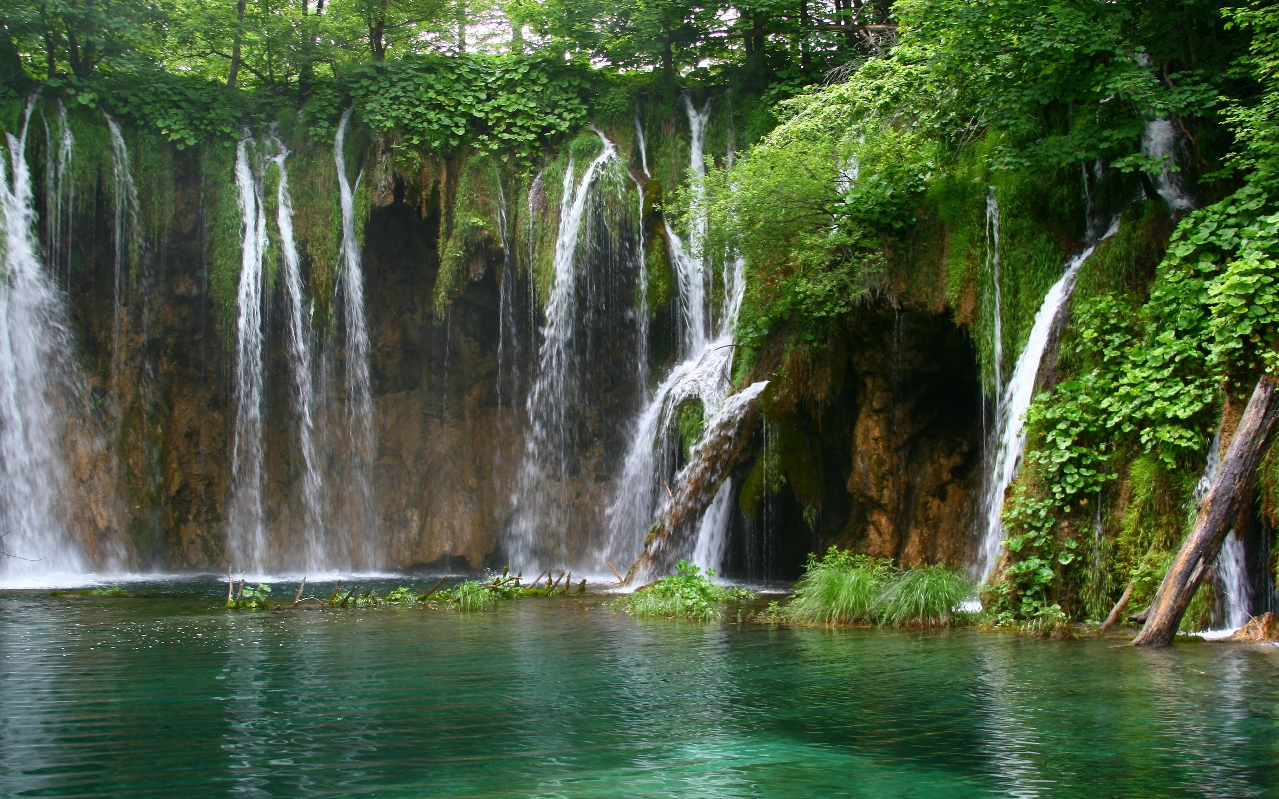 Handy-Wallpaper Natur, Landschaft, Wasserfälle kostenlos herunterladen.