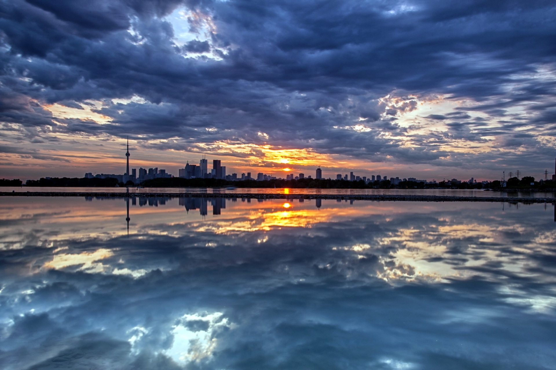 Download mobile wallpaper Clouds, Reflection, City, Dahl, Distance, Coast, Evening, Nature, Sunset, Island for free.