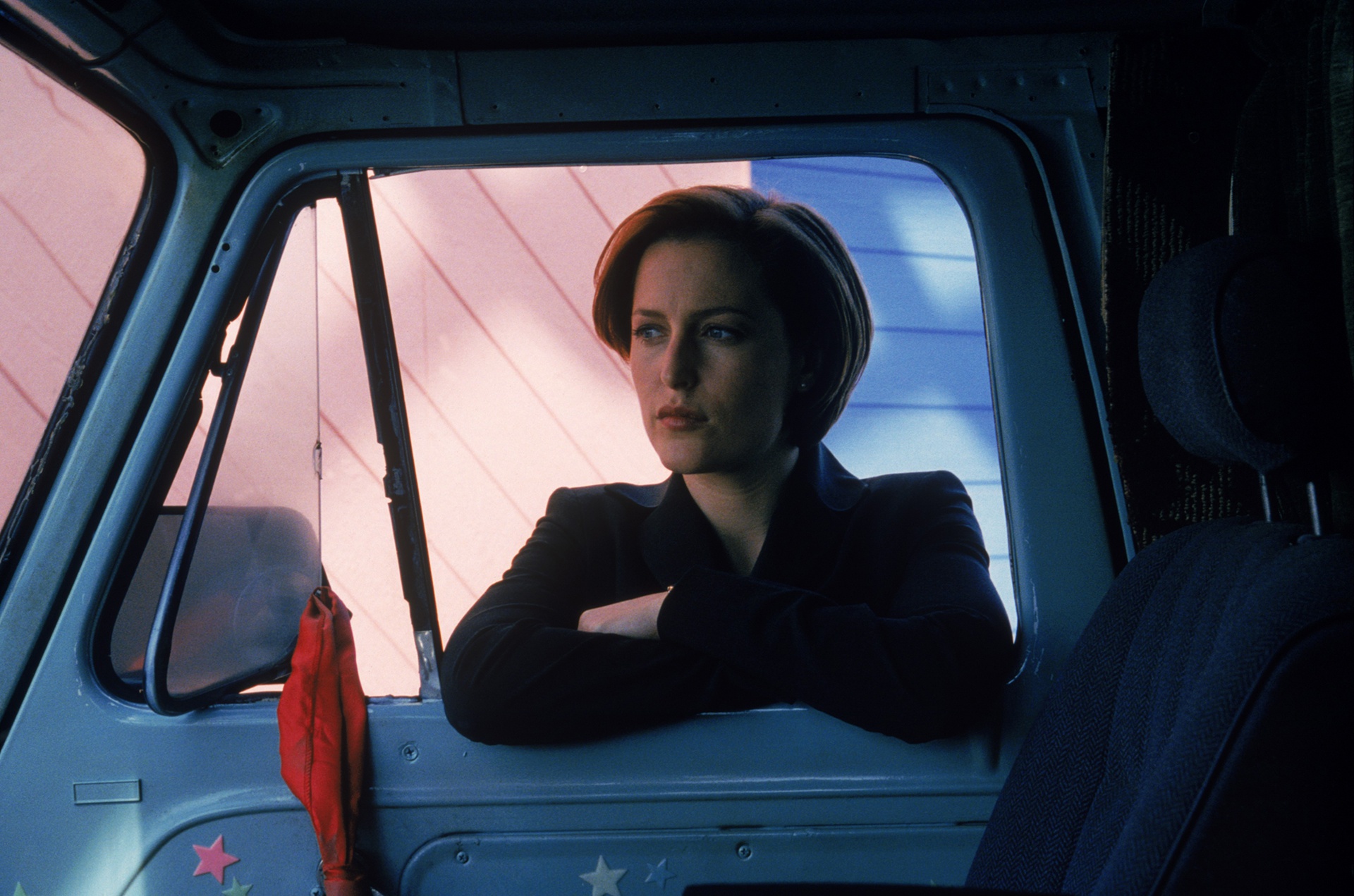 Téléchargez des papiers peints mobile Séries Tv, Gillian Anderson, X Files : Aux Frontières Du Réel, Dana Scully gratuitement.
