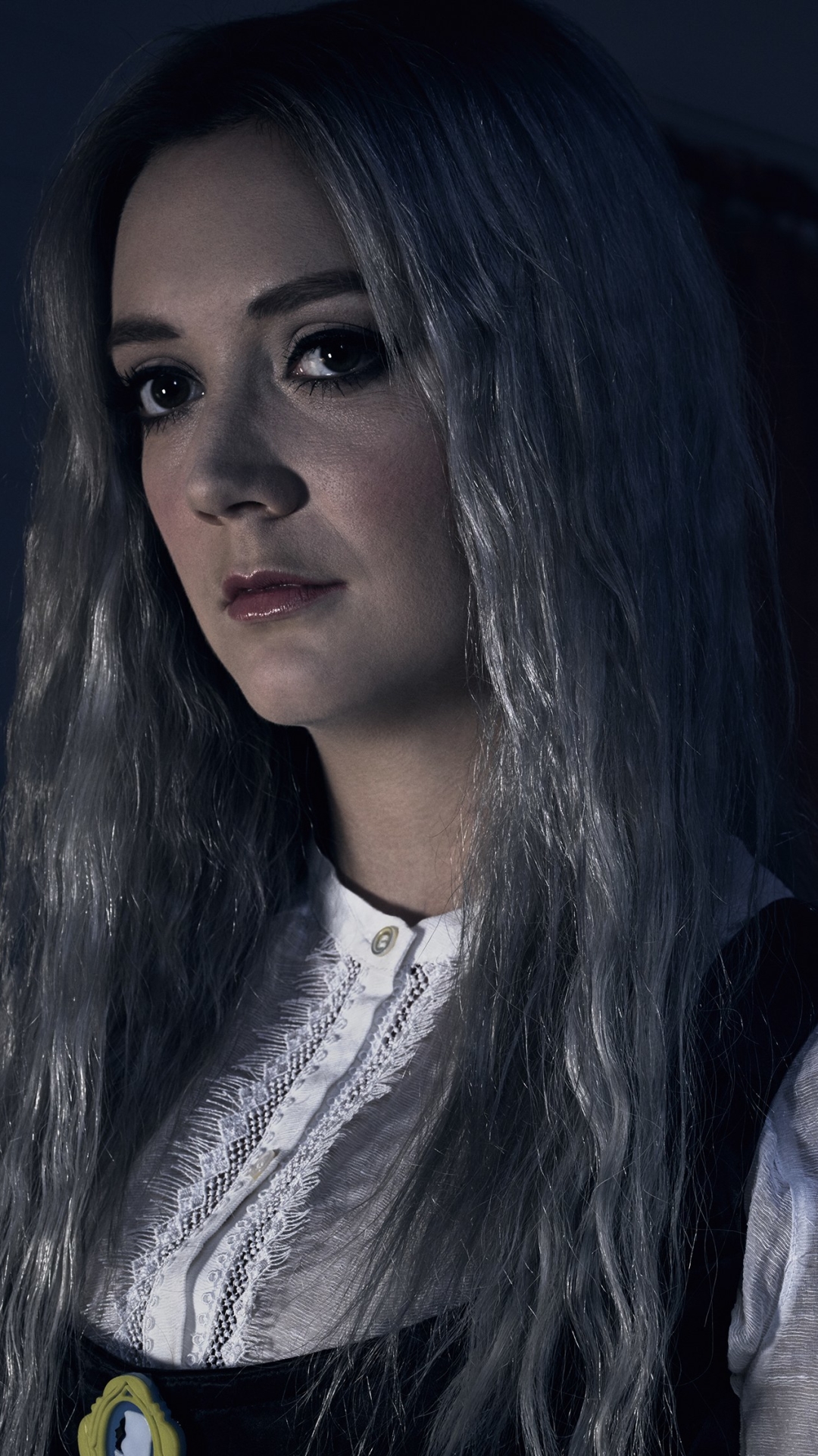 Download mobile wallpaper Tv Show, Actress, American Horror Story, Billie Lourd for free.