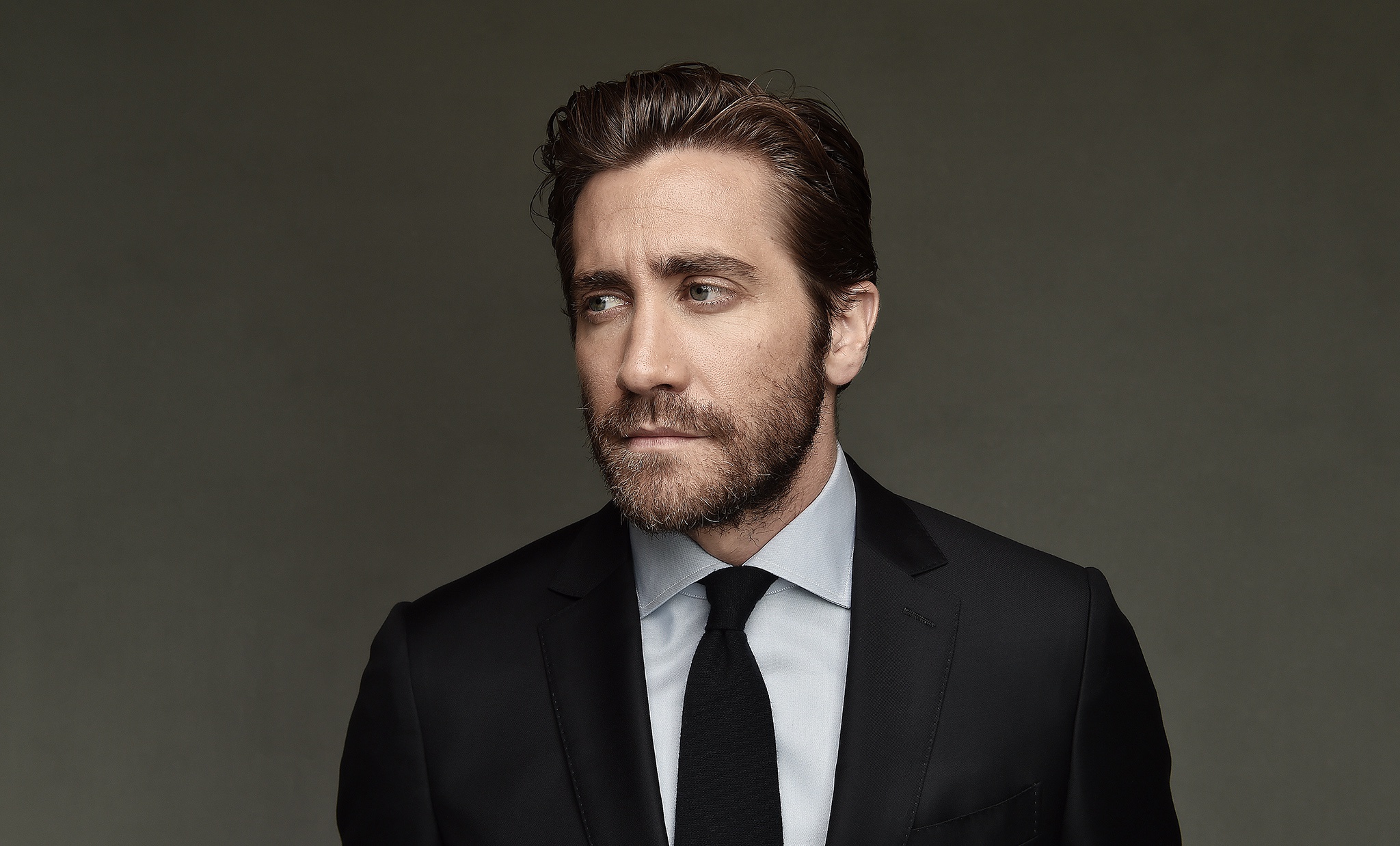 Download mobile wallpaper Jake Gyllenhaal, Beard, American, Celebrity, Actor for free.