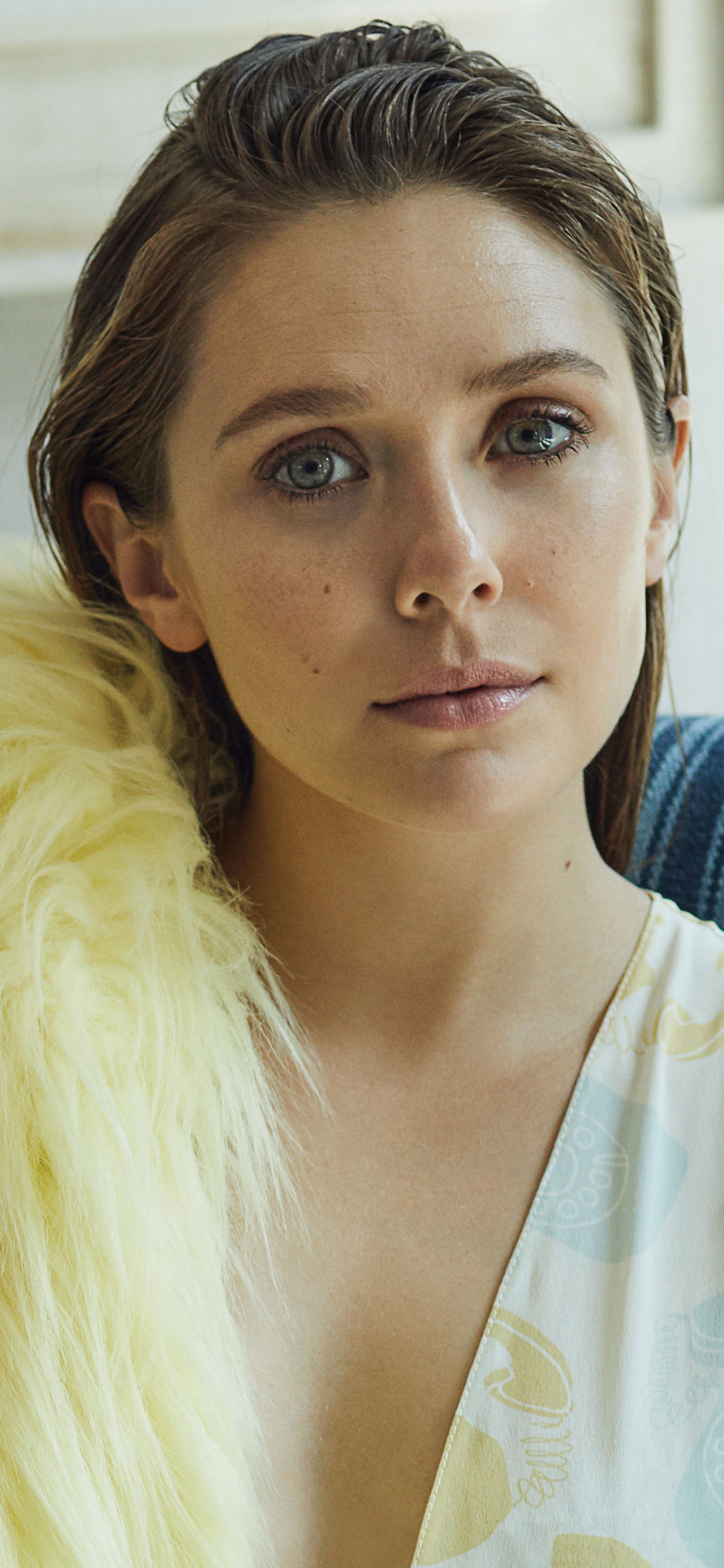 Download mobile wallpaper Celebrity, Actress, Elizabeth Olsen for free.