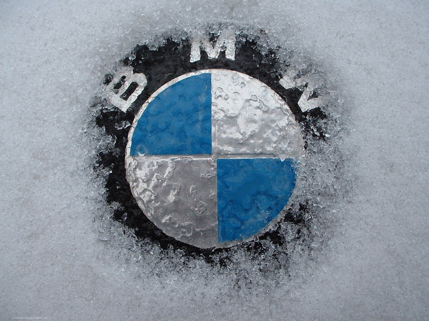 Free download wallpaper Objects, Snow, Bmw on your PC desktop