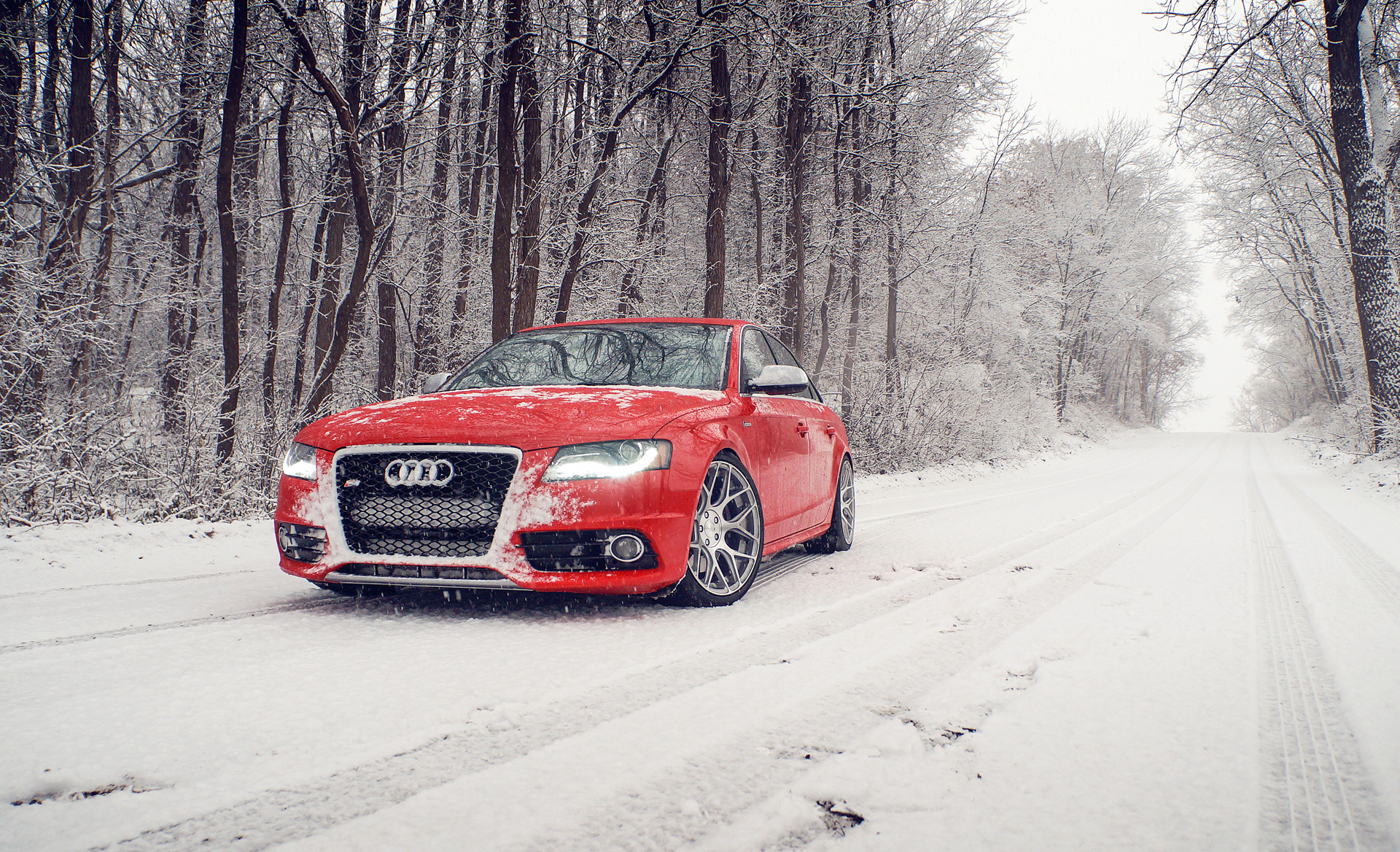 Handy-Wallpaper Winter, Audi, Schnee, Autos, Schneefall, Fahrzeuge, Audi S4 kostenlos herunterladen.
