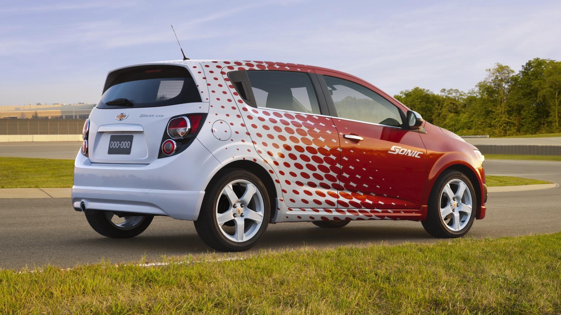 Download mobile wallpaper Chevrolet Sonic, Chevrolet, Vehicles for free.