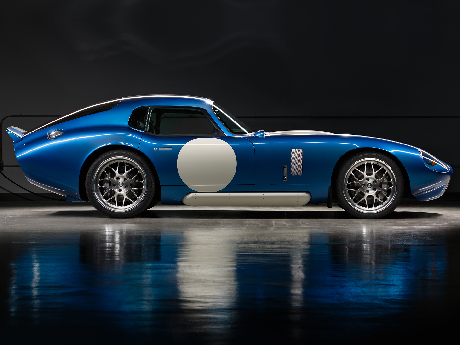 Best Renovo Coupe mobile Picture