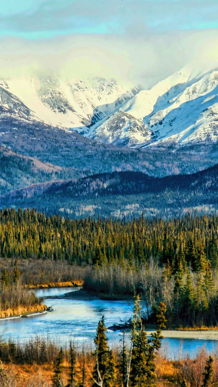 Handy-Wallpaper Landschaft, Natur, Schnee, Berg, Wald, Fluss, Gebirge, Alaska, Erde/natur kostenlos herunterladen.