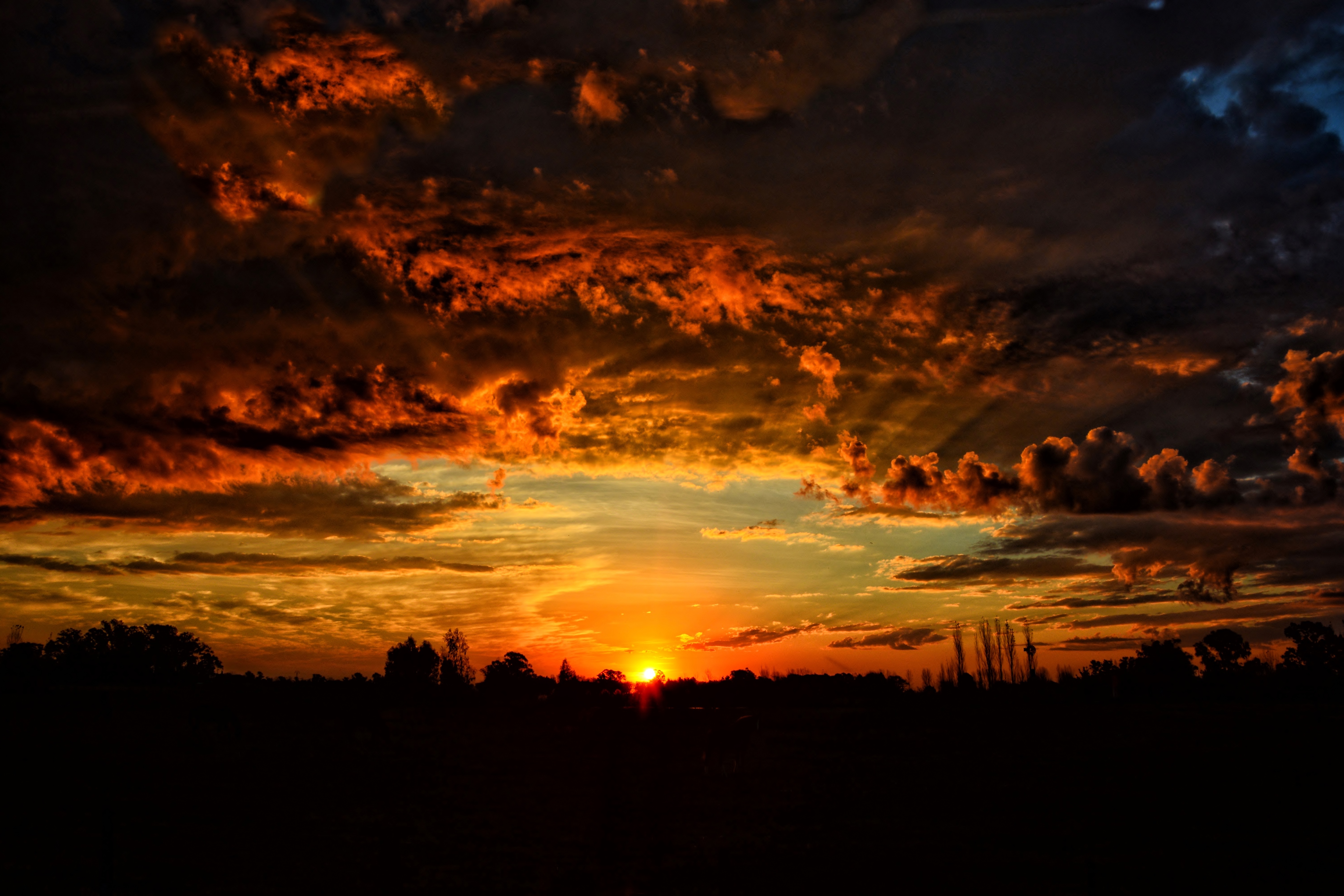 85168 télécharger l'image coucher de soleil, nature, nuages, ciel orange - fonds d'écran et économiseurs d'écran gratuits