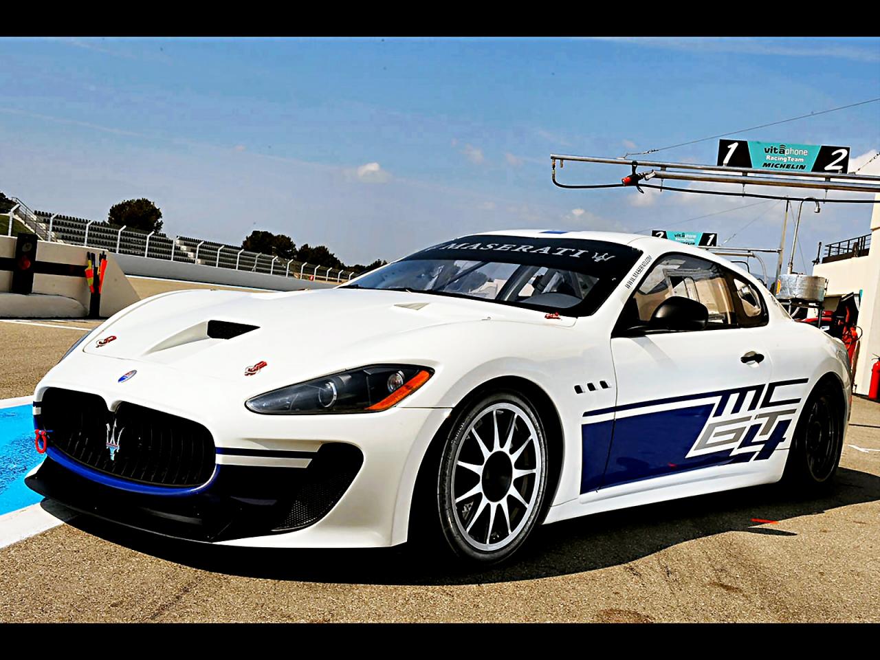 Free download wallpaper Maserati, Vehicles on your PC desktop