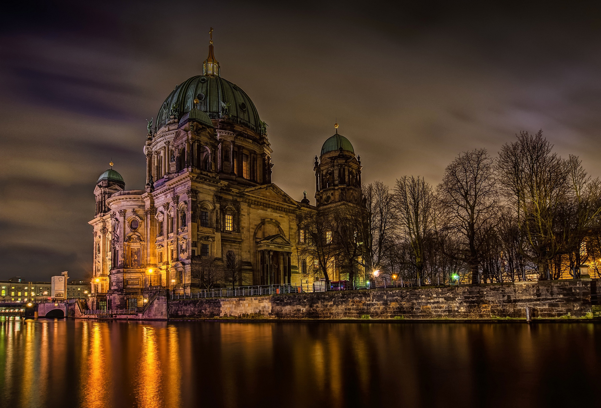 Téléchargez gratuitement l'image Nuit, Berlin, Lumière, Allemagne, Cathédrale, Dôme, Religieux, Cathédrale De Berlin sur le bureau de votre PC