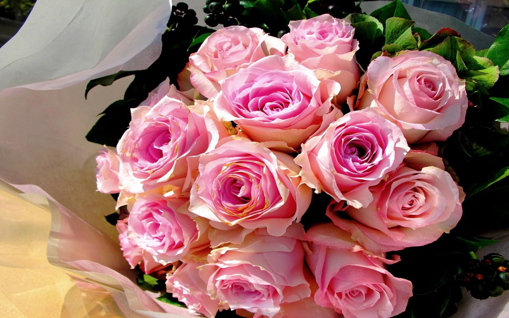 140882 скачать обои розы, оформление, букет, цветы, розовые - заставки и картинки бесплатно
