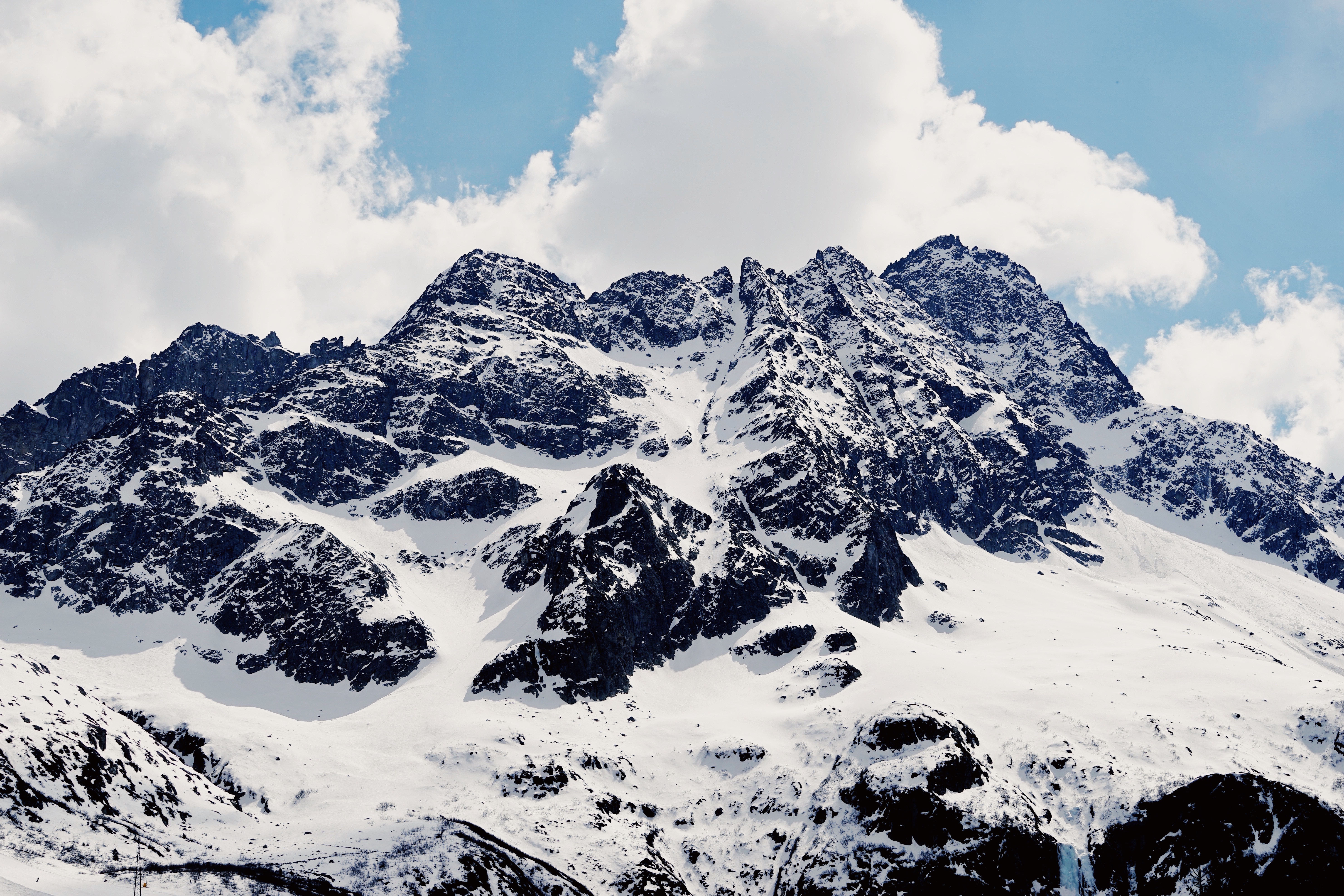 Download mobile wallpaper Vertex, Snowbound, Tops, Snow Covered, Mountains, Nature for free.