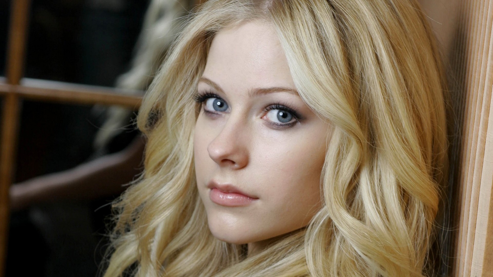 Download mobile wallpaper Music, Avril Lavigne, Model for free.