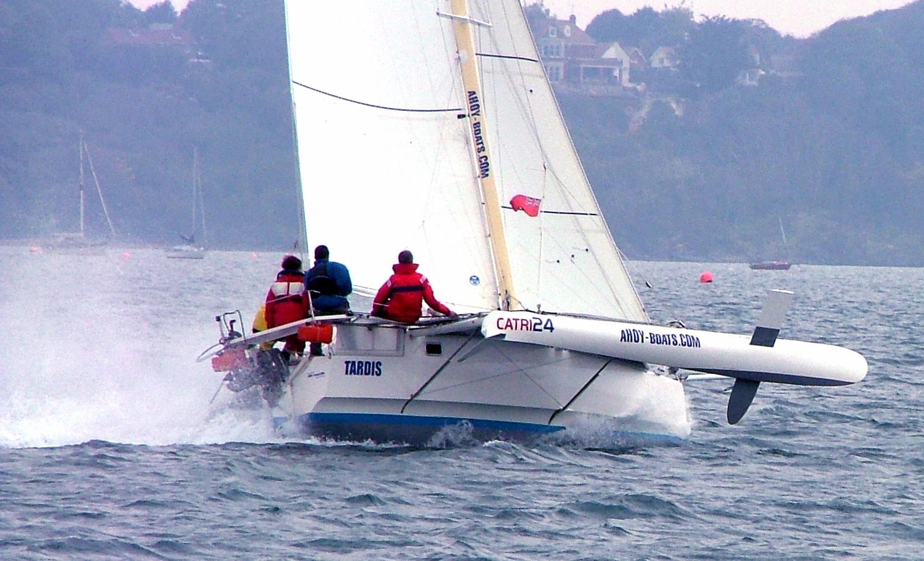 Descarga gratuita de fondo de pantalla para móvil de Vehículos, Trimarán.