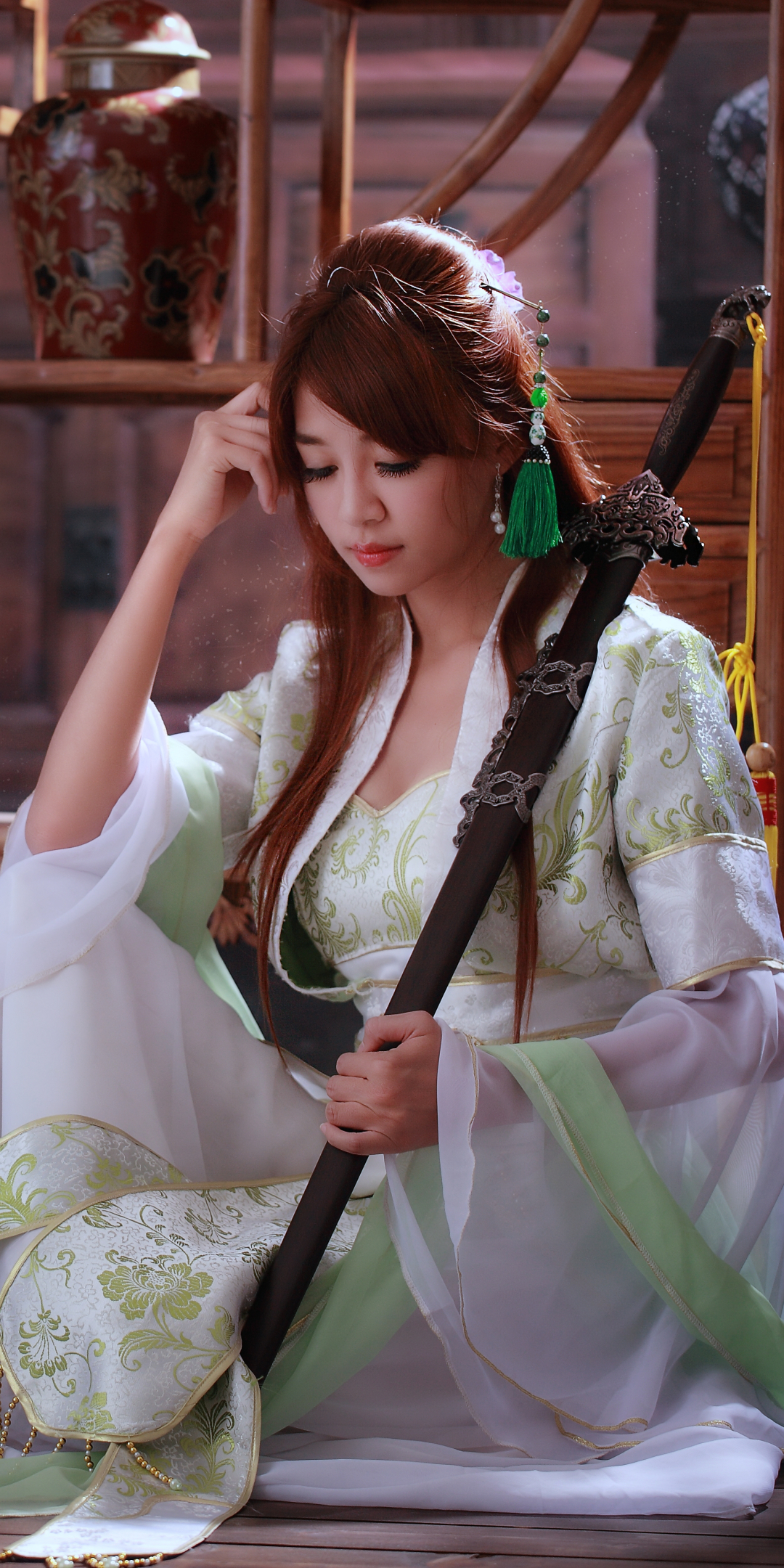 1315533 завантажити шпалери жінки, xiǎo zǐ, азіатський, національний одяг, меч - заставки і картинки безкоштовно