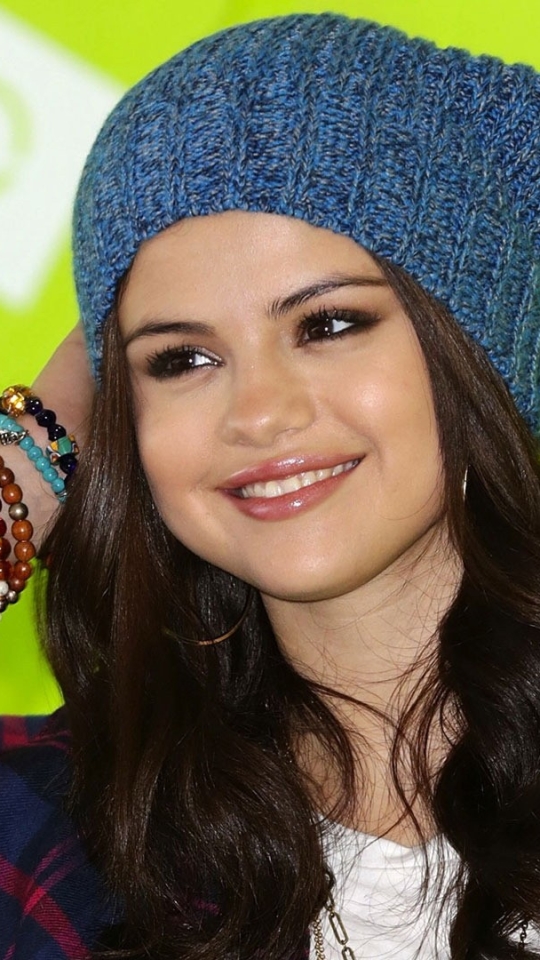 Download mobile wallpaper Music, Selena Gomez for free.