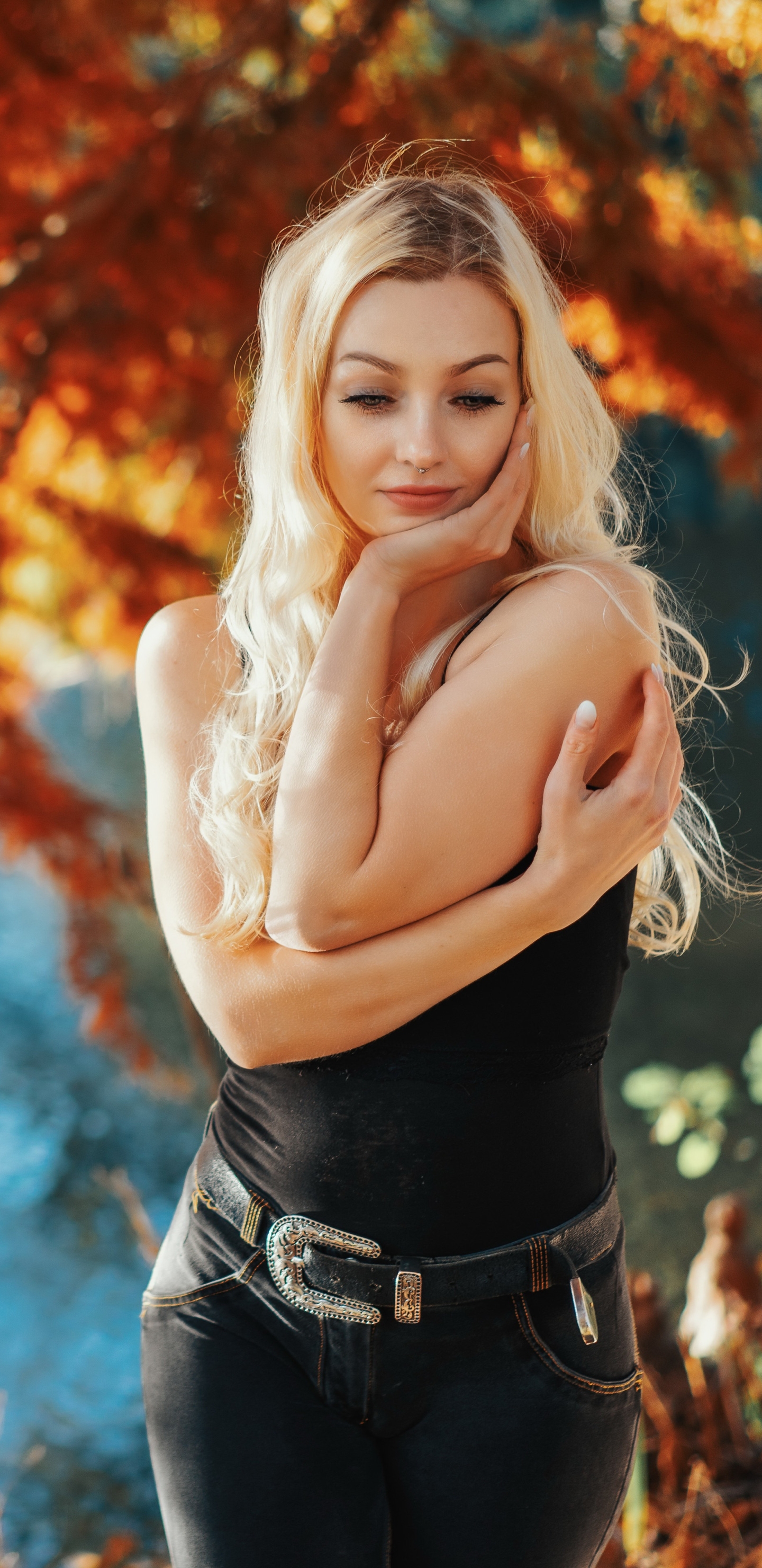 Download mobile wallpaper Blonde, Model, Women, Depth Of Field for free.