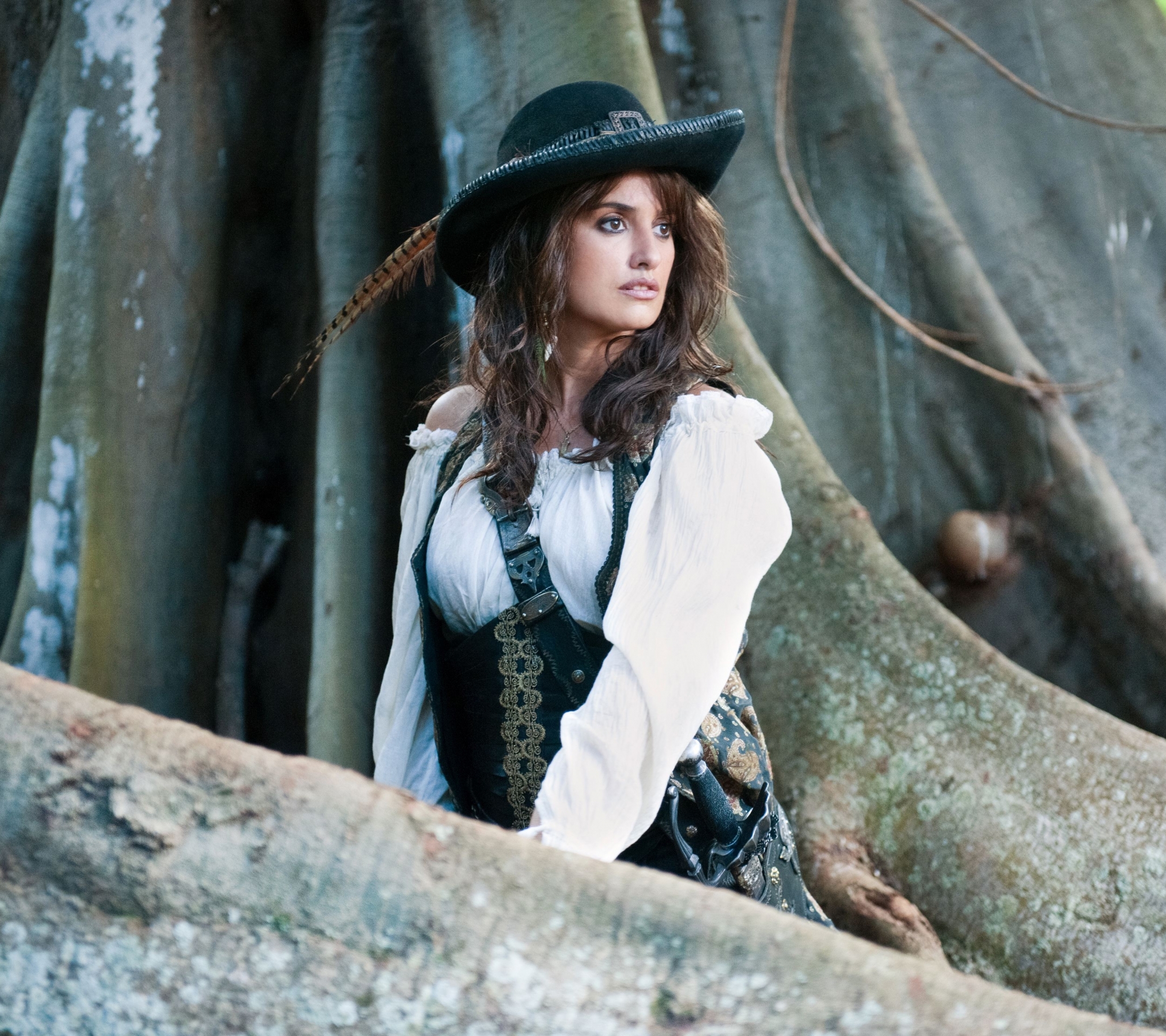 Free download wallpaper Pirates Of The Caribbean, Penelope Cruz, Movie, Pirates Of The Caribbean: On Stranger Tides, Angelica Teach on your PC desktop