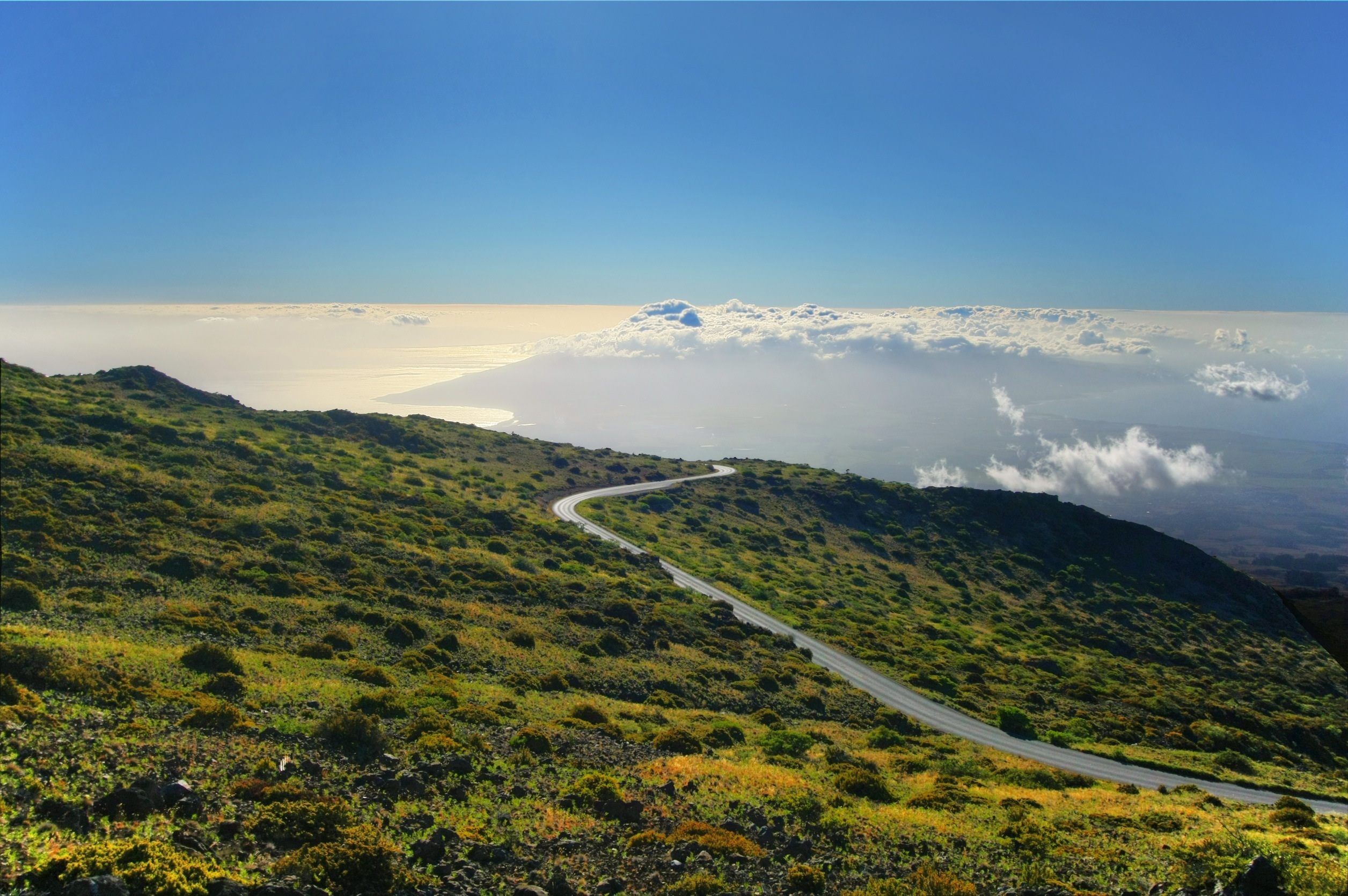 Download mobile wallpaper Landscape, Horizon, Road, Cloud, Photography for free.