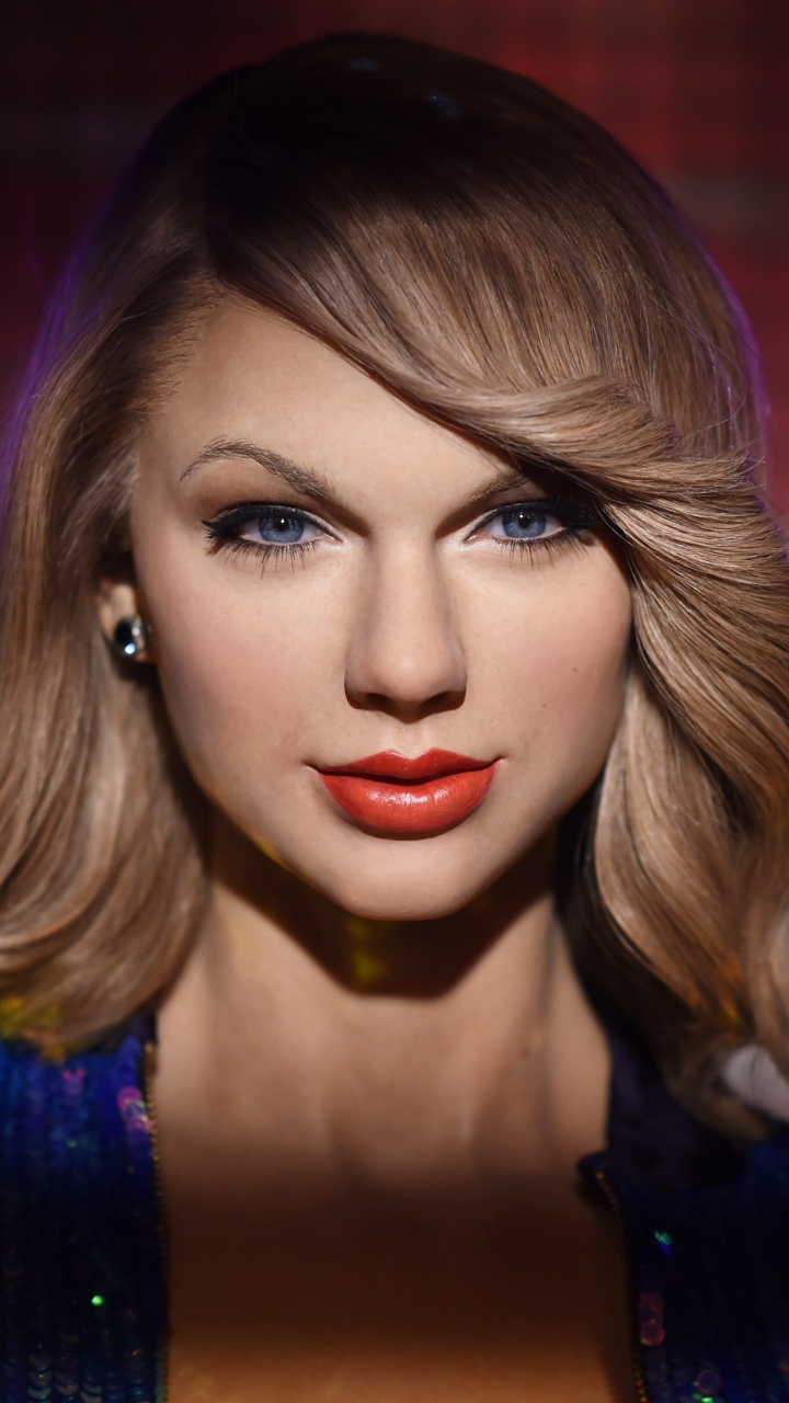 Download mobile wallpaper Music, Singer, Blonde, Blue Eyes, American, Taylor Swift, Lipstick for free.