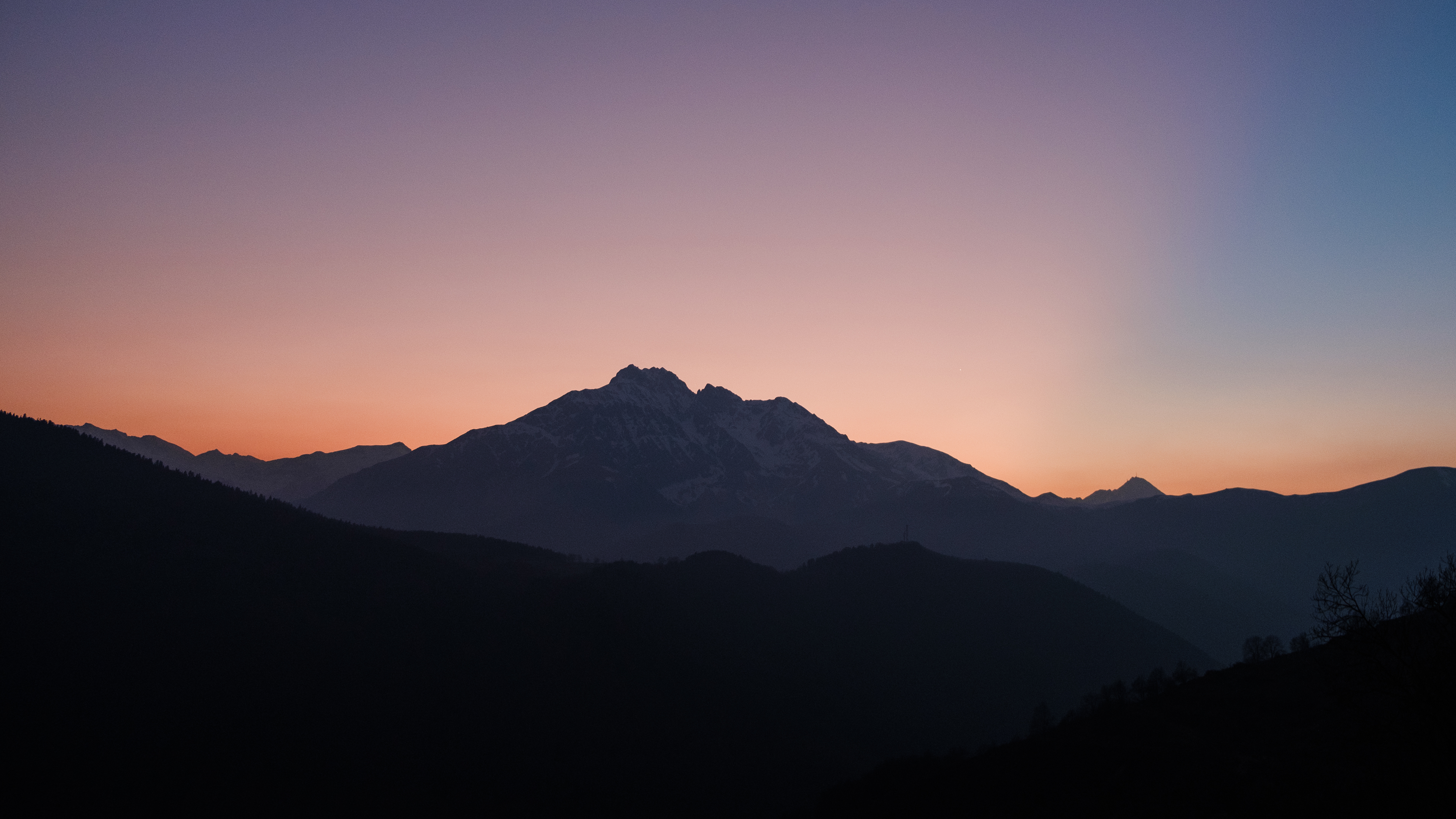 PCデスクトップに日没, 山, 地球, 山岳画像を無料でダウンロード