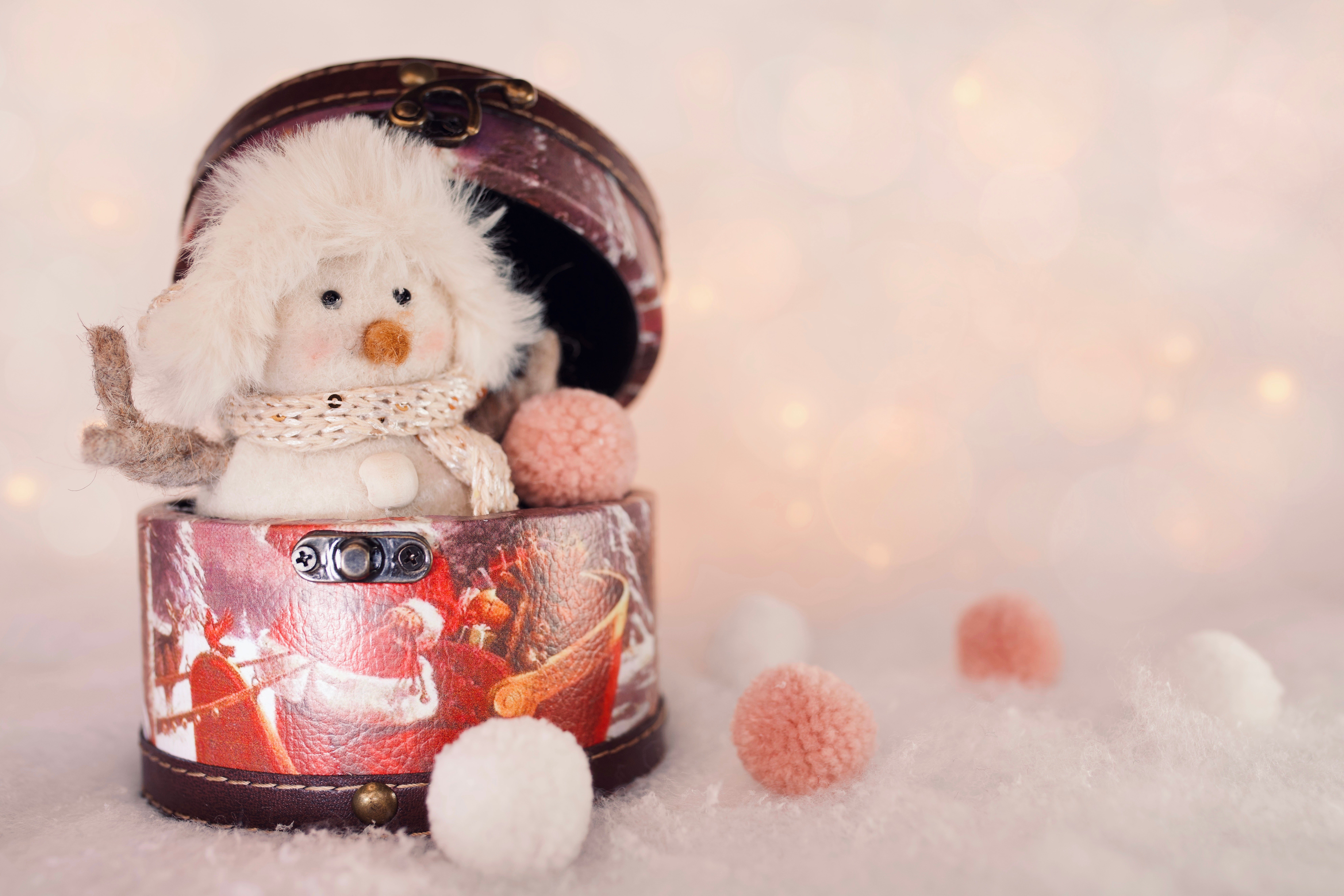 PCデスクトップにクリスマス, 雪だるま, おもちゃ, 箱, 写真撮影画像を無料でダウンロード