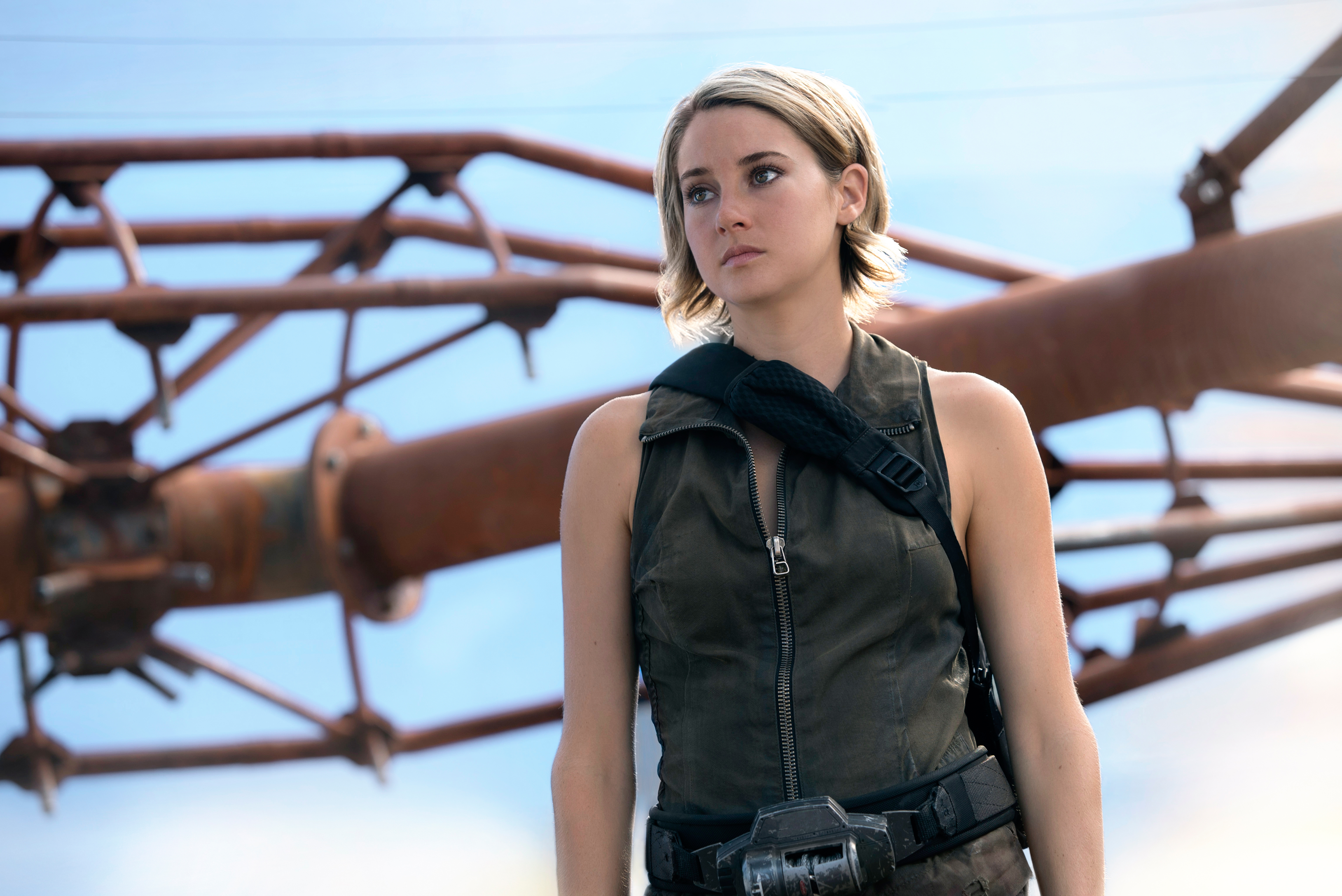 Die besten Tris (The Divergent Serie)-Hintergründe für den Telefonbildschirm