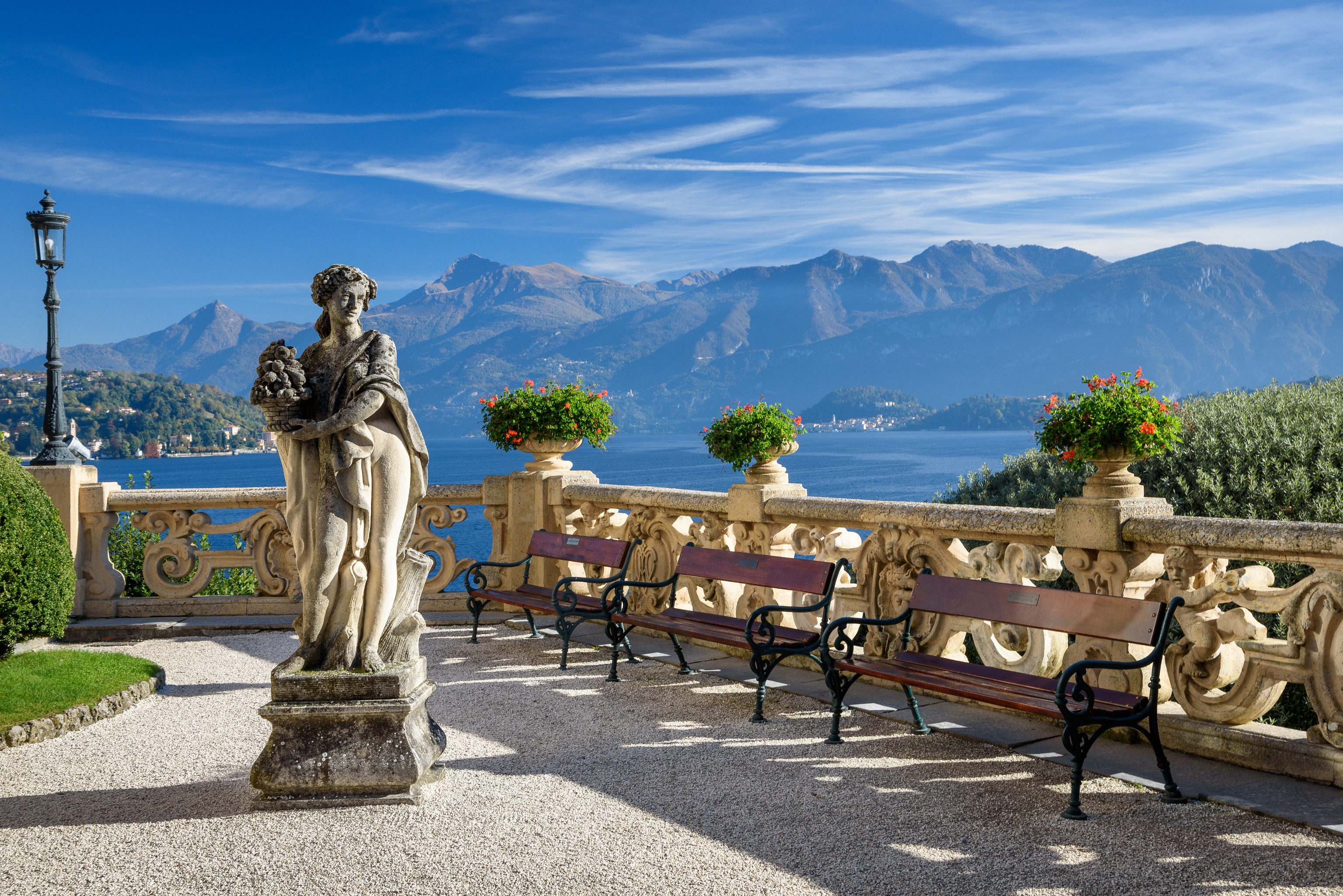 Free download wallpaper Italy, Statue, Bench, Man Made, Lake Como, Villa Balbianello on your PC desktop