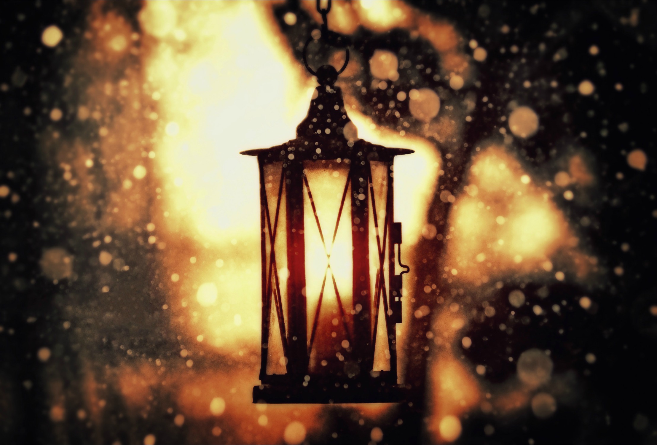 Download mobile wallpaper Lantern, Man Made for free.