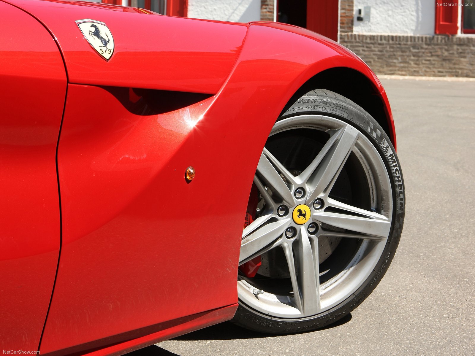 Free download wallpaper Ferrari, Ferrari F12Berlinetta, Vehicles on your PC desktop