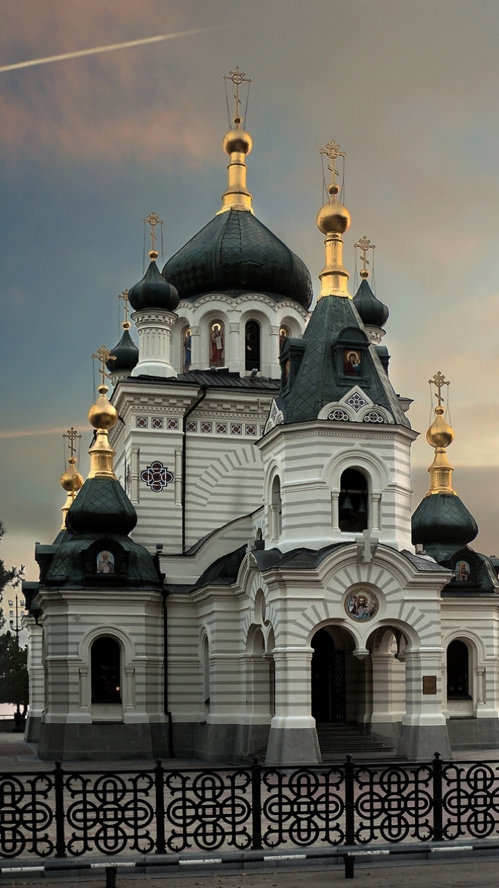 Handy-Wallpaper Architektur, Russland, Kirche, Tor, Sonnenuntergang, Kirchen, Die Architektur, Religiös kostenlos herunterladen.