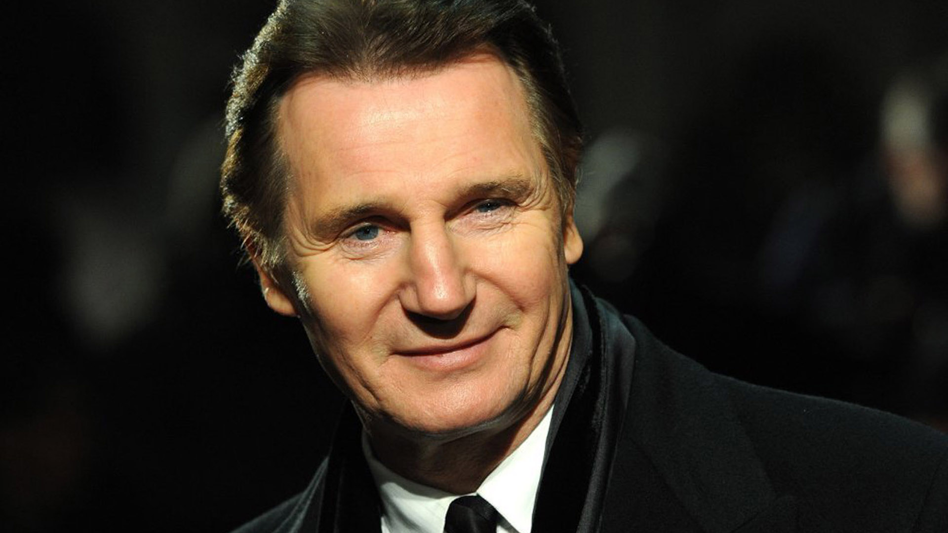 Free download wallpaper Celebrity, Liam Neeson on your PC desktop