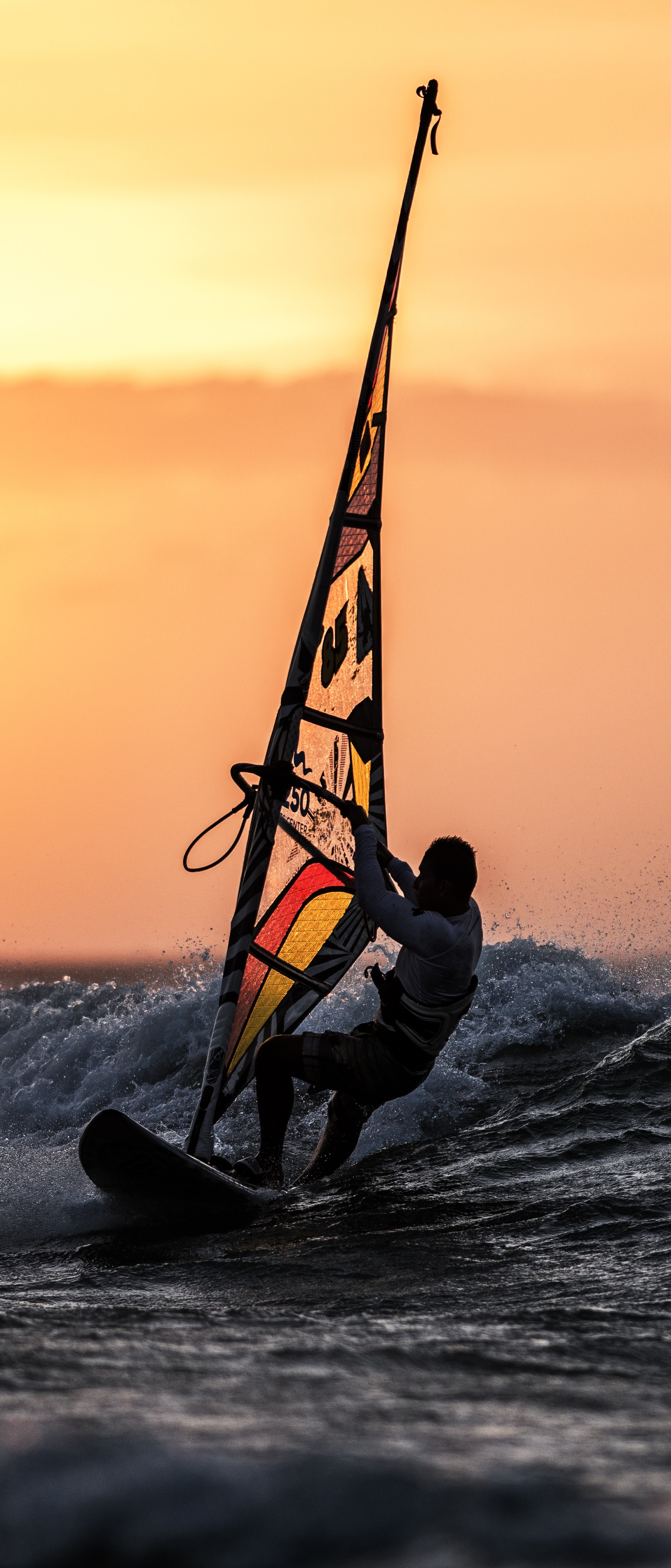 Handy-Wallpaper Sport, Windsurfen, Sonnenuntergang kostenlos herunterladen.