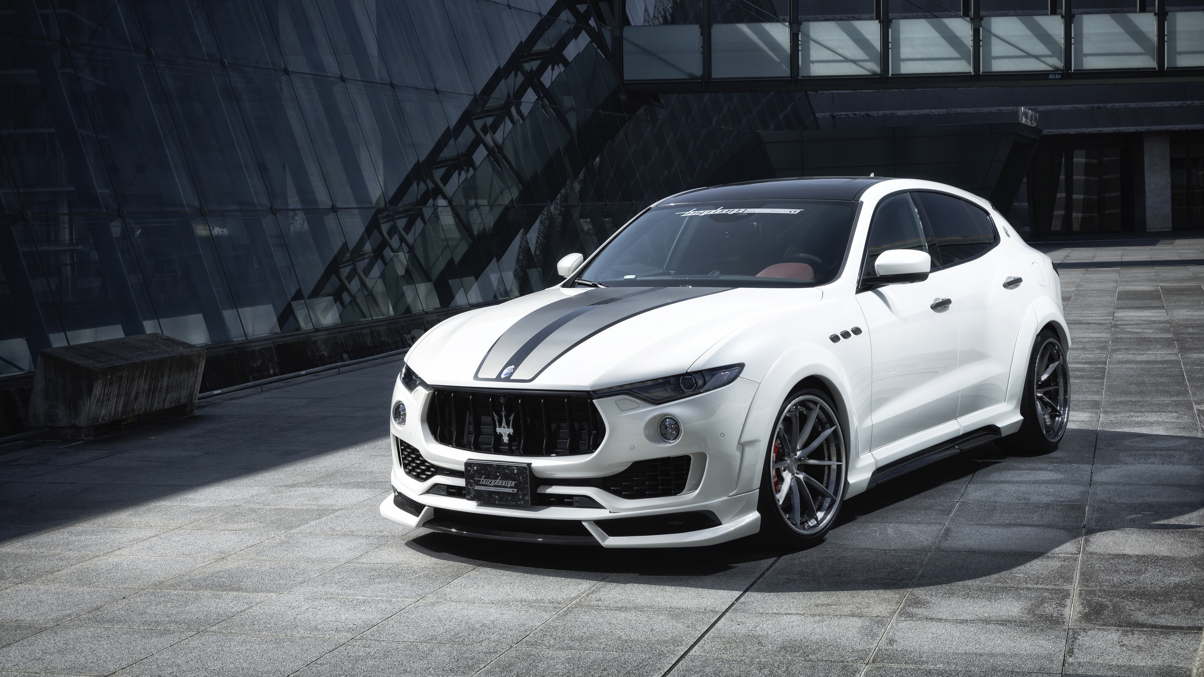 Download mobile wallpaper Maserati, Car, Suv, Maserati Levante, Vehicles, White Car for free.