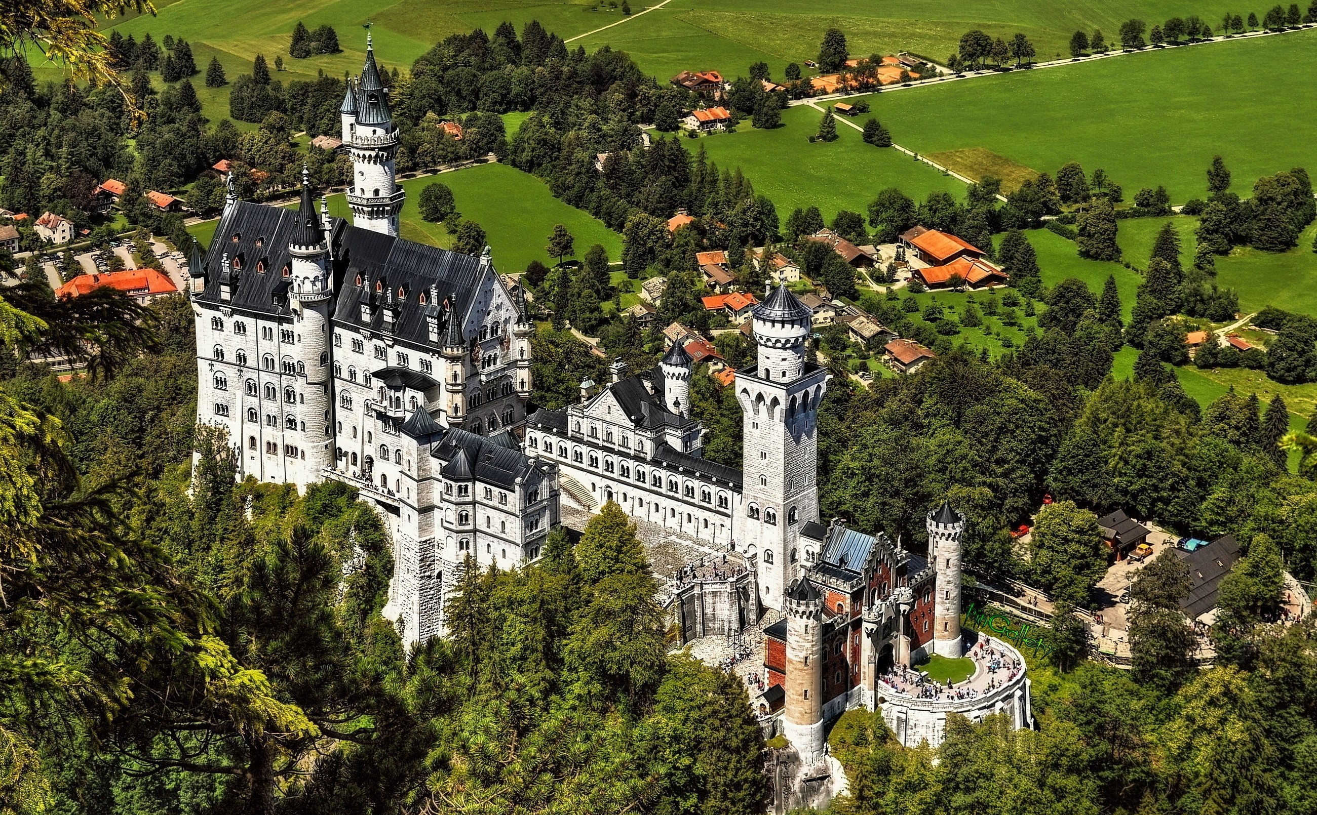 Скачати мобільні шпалери Замок Нойшванштайн, Німеччина, Створено Людиною, Замки безкоштовно.