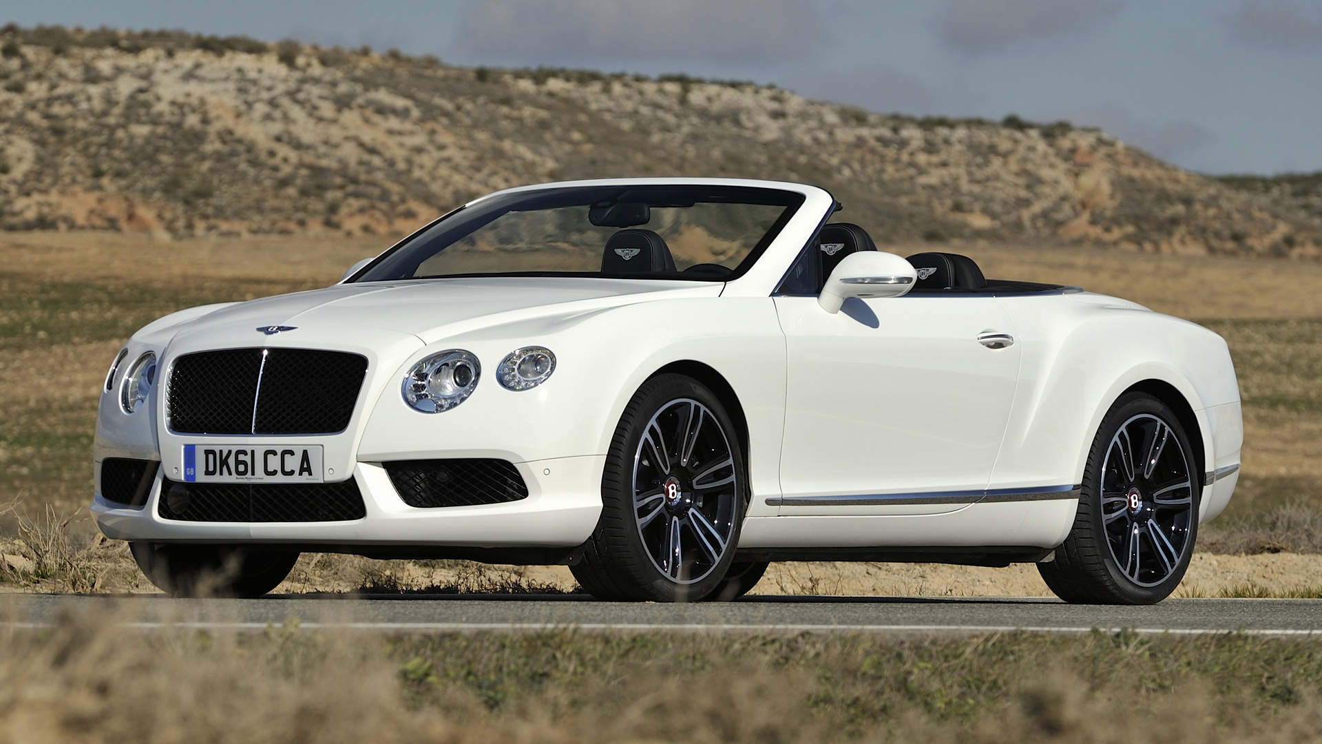 Descarga gratuita de fondo de pantalla para móvil de Bentley, Coche, Convertible, Gran Turismo, Vehículos, Coche Blanco, Bentley Continental Gt V8 Descapotable.