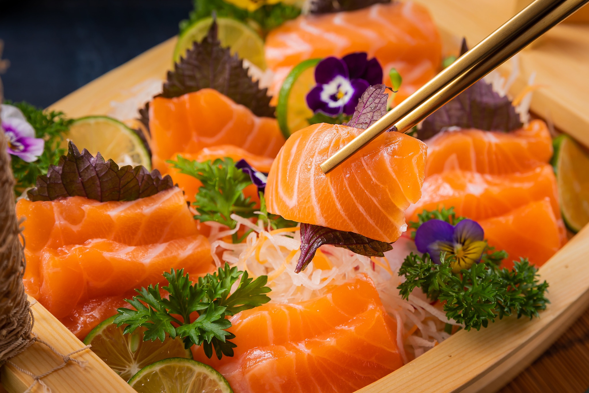 Download mobile wallpaper Food, Sushi, Fish, Salmon, Seafood for free.