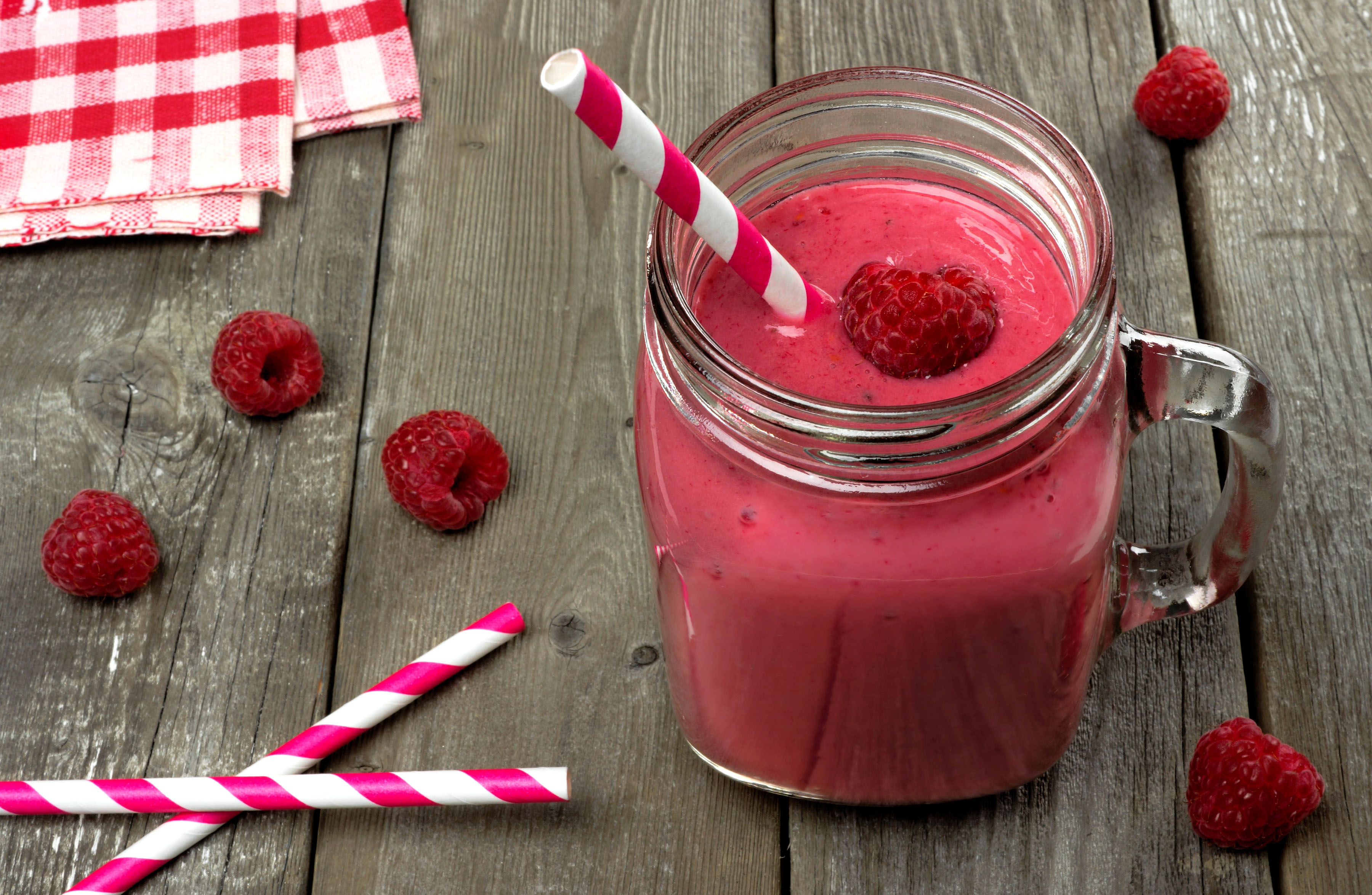 Download mobile wallpaper Food, Raspberry, Drink, Smoothie for free.