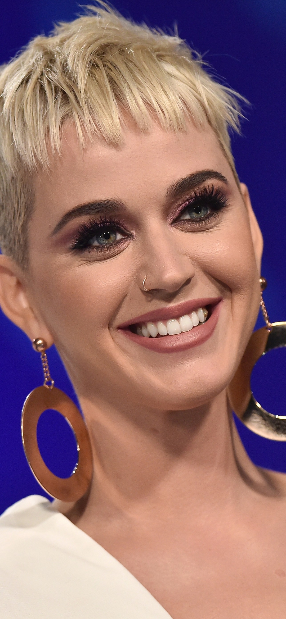 Download mobile wallpaper Music, Katy Perry, Earrings for free.