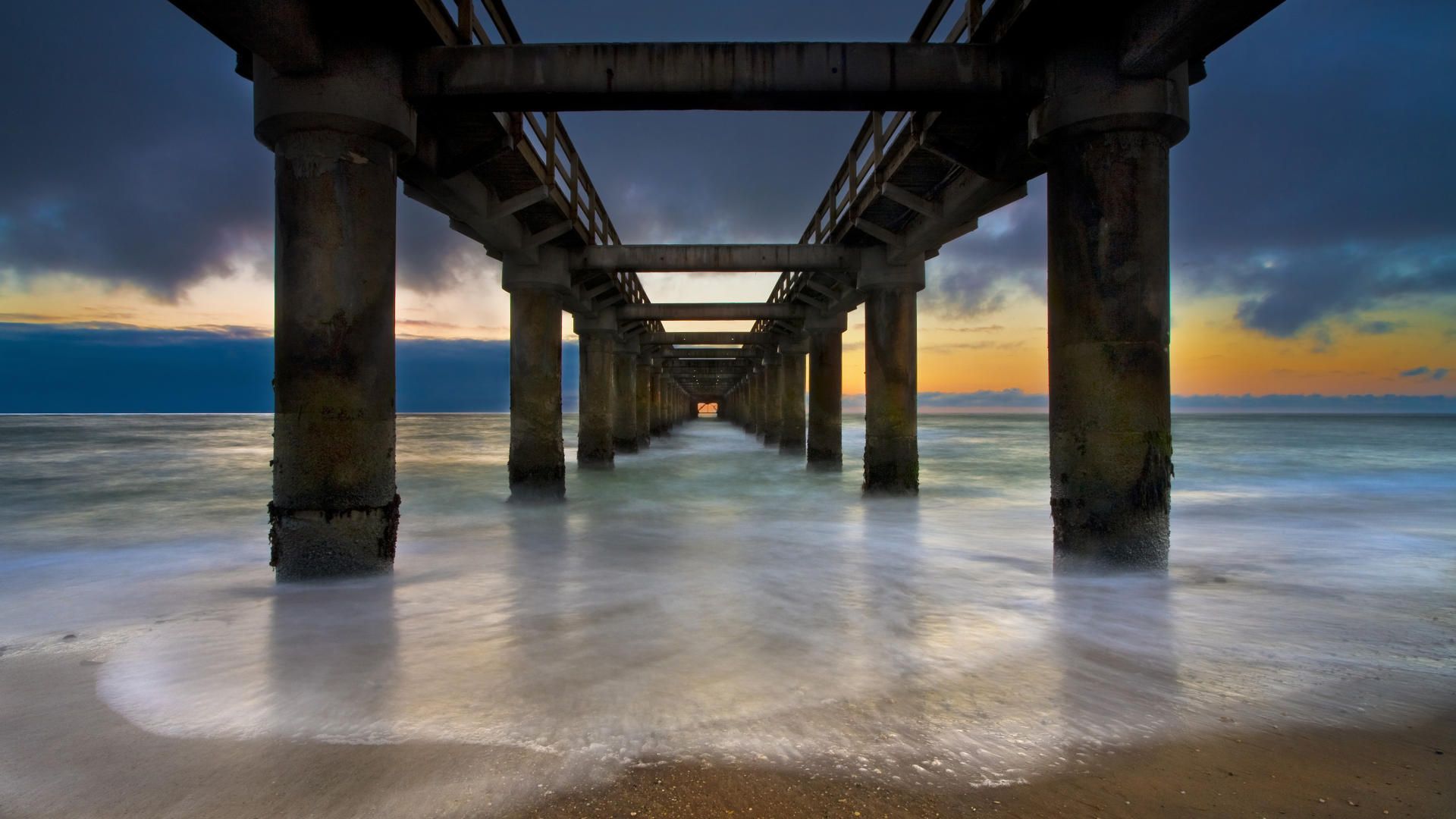 Free download wallpaper Pier, Man Made on your PC desktop