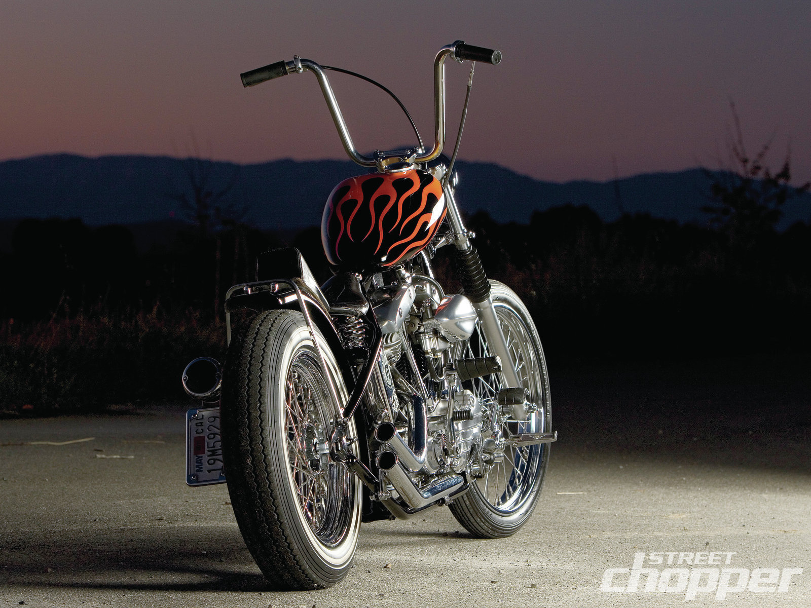 Download mobile wallpaper Motorcycle, Chopper, Vehicles for free.