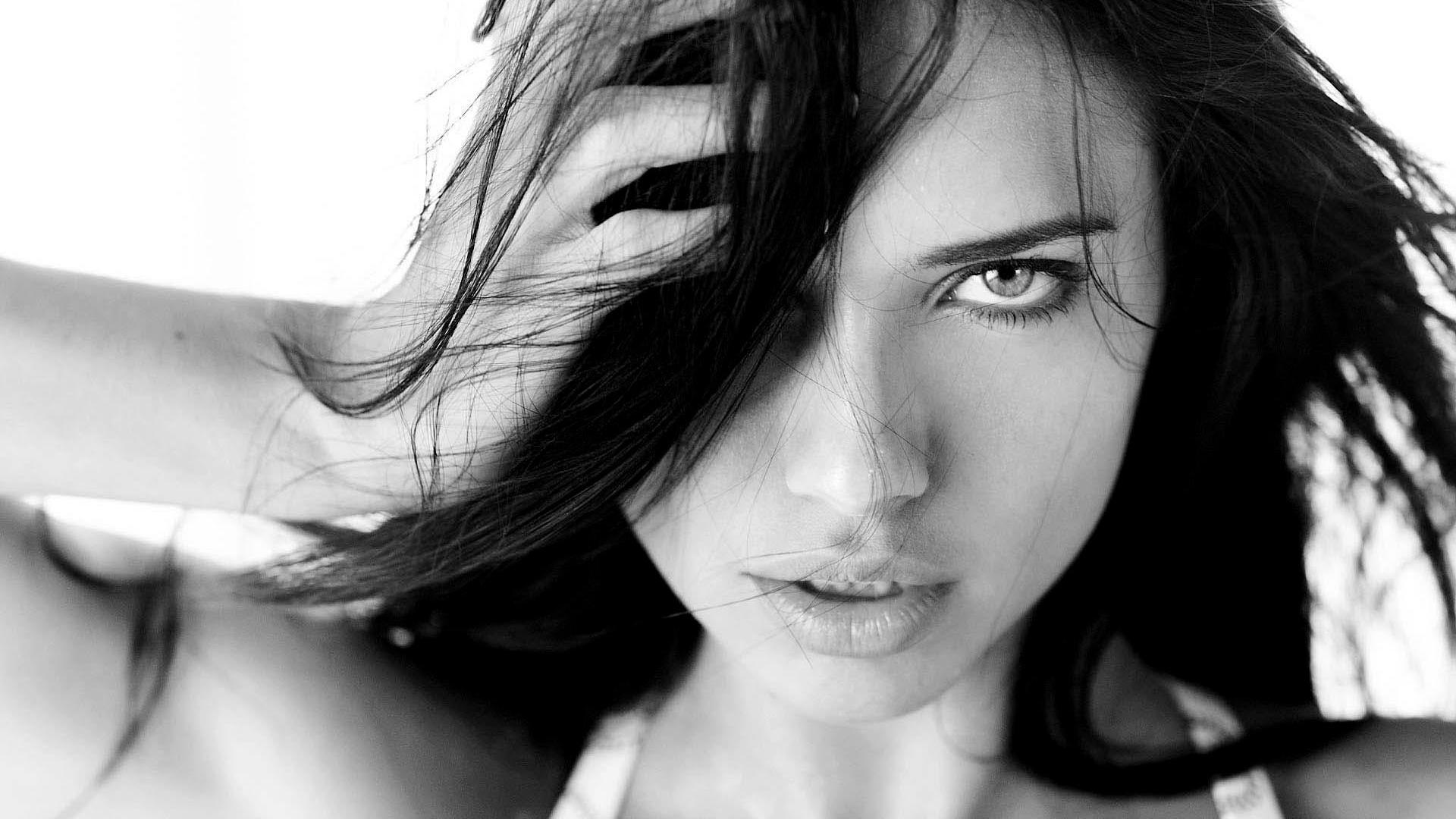 Download mobile wallpaper Celebrity, Adriana Lima for free.