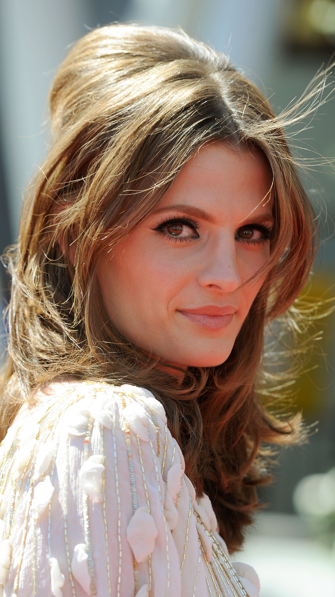 Download mobile wallpaper Celebrity, Stana Katic for free.