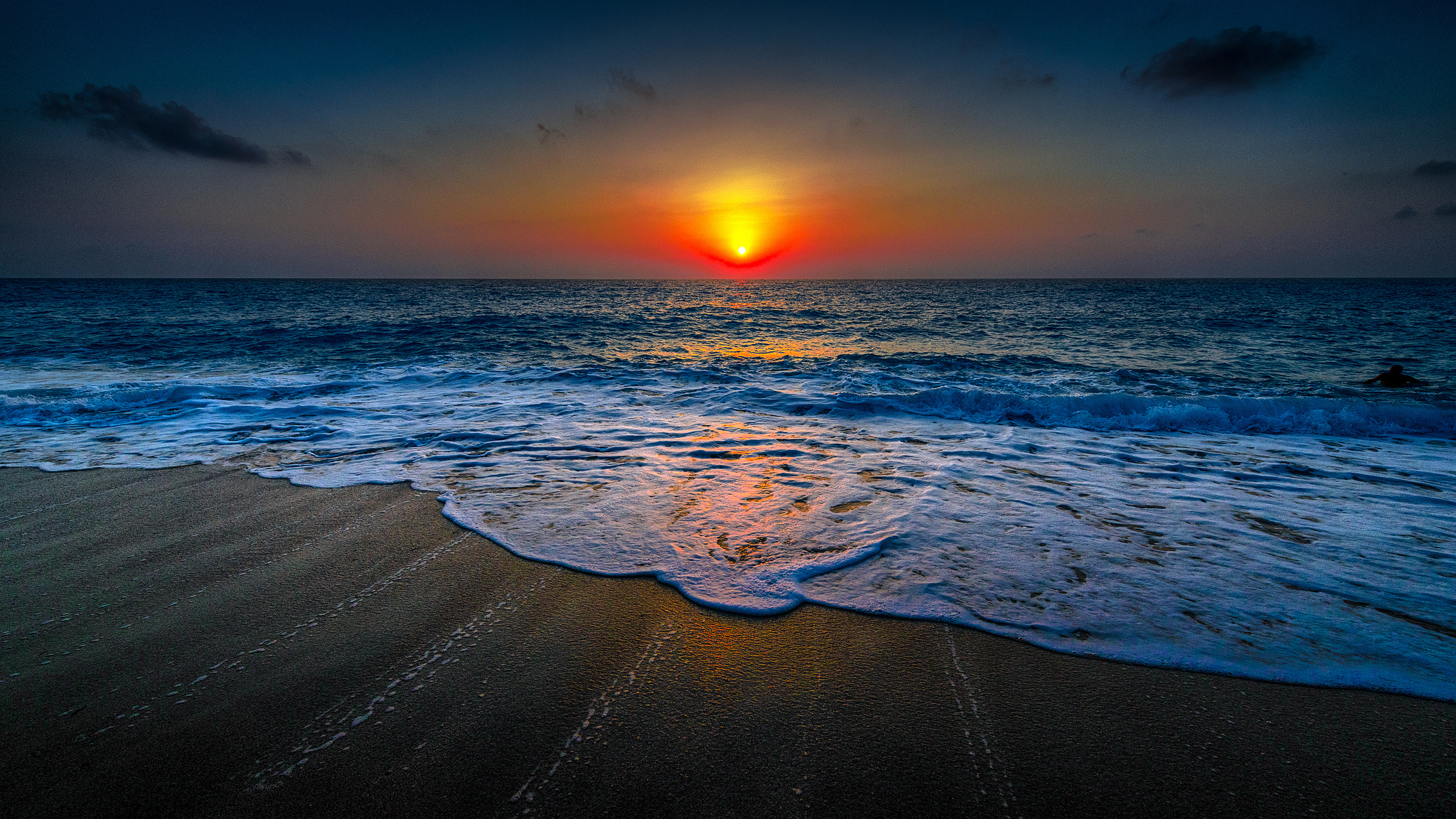 Free download wallpaper Sunset, Sea, Sun, Beach, Horizon, Ocean, Earth, Orange (Color) on your PC desktop